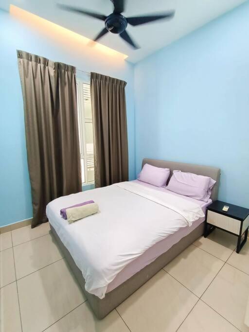 Johor Bahru Luxury Pinnacle Tower 3 Bed 2 Bath