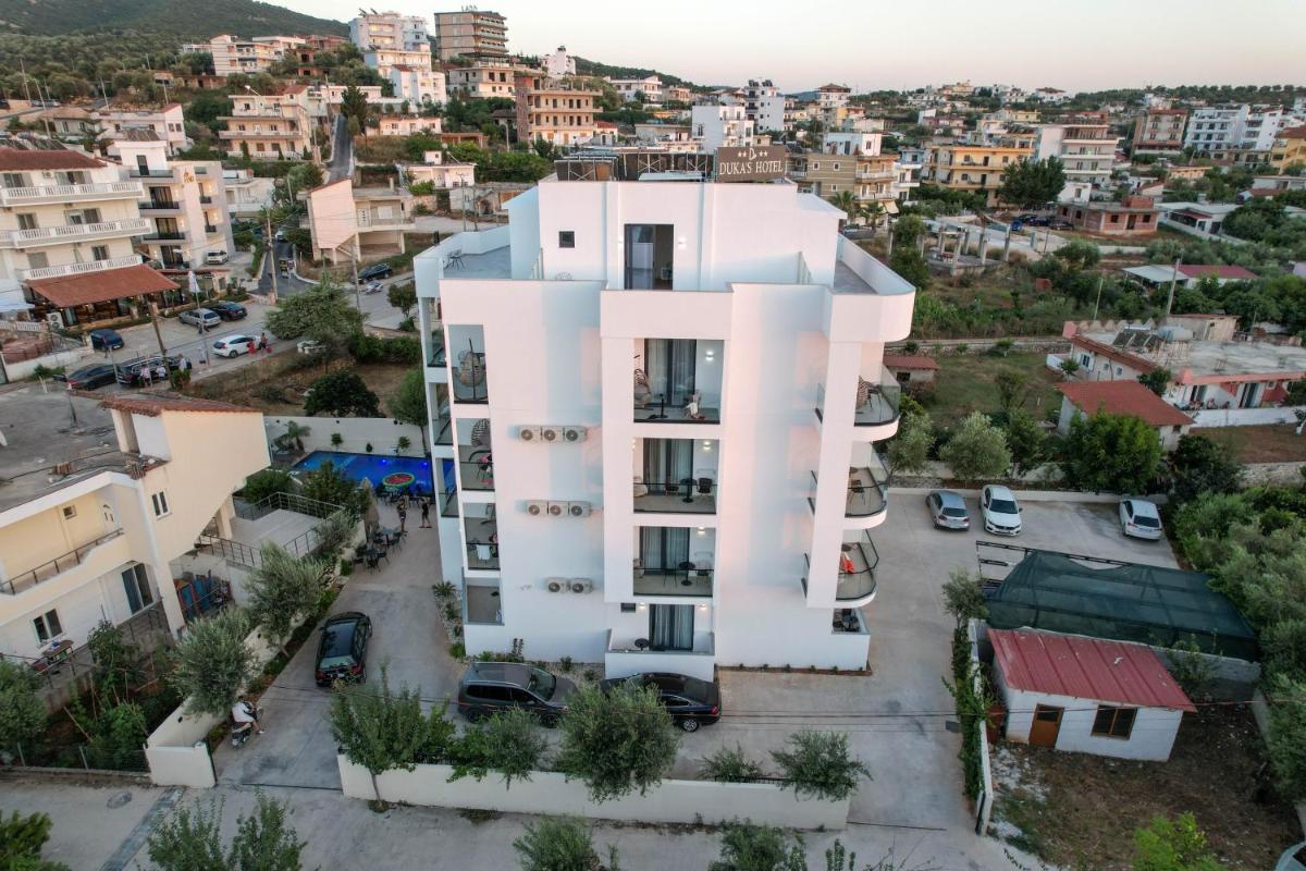 Duka's Hotel 4