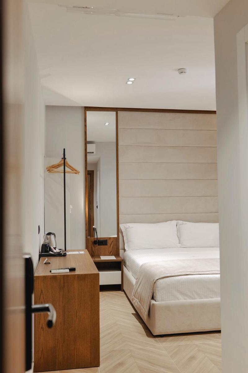 Duka's Hotel 18