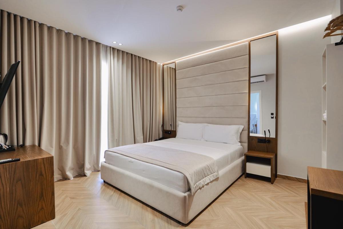 Duka's Hotel 31