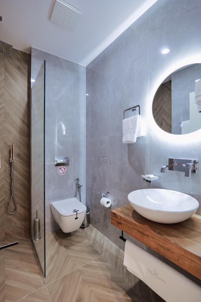 Duka's Hotel 61