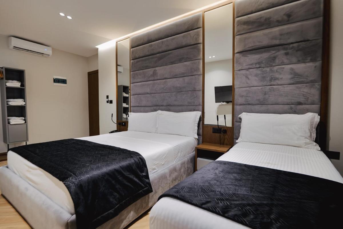 Duka's Hotel 38