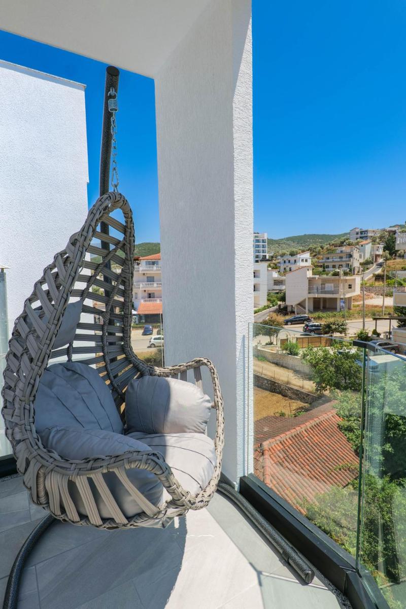 Duka's Hotel 84