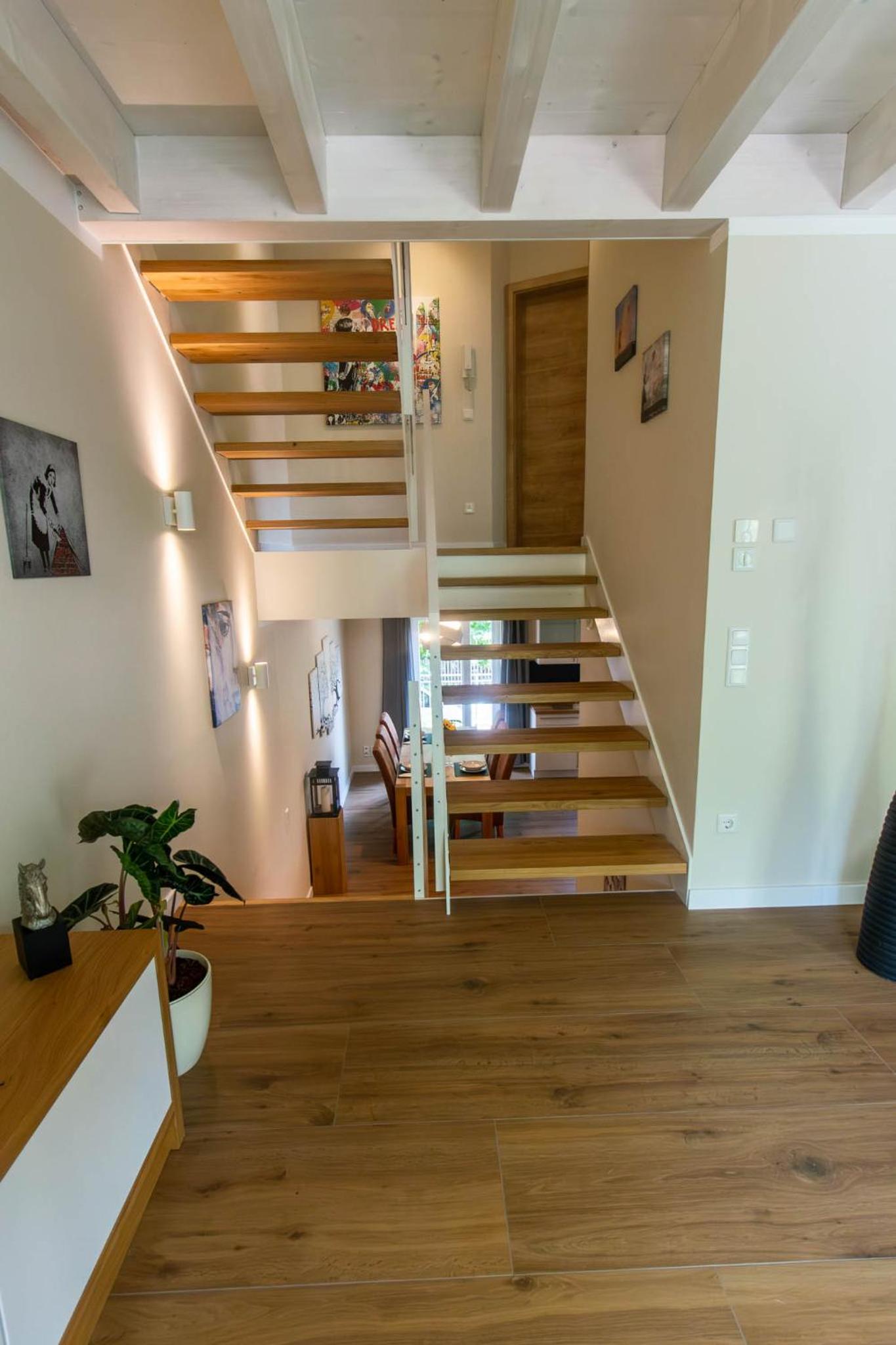 Ferienhaus Moselhöhe - 2023 neu renoviert, mit Design-Ausstattung & großem Garten