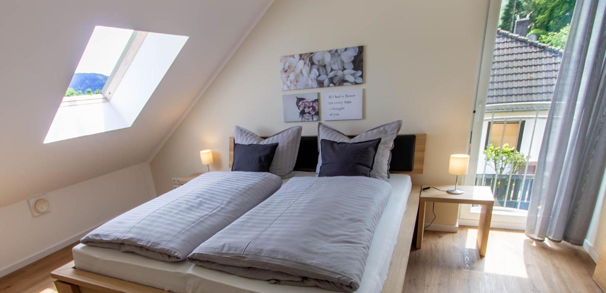 Ferienhaus Moselhöhe - 2023 neu renoviert, mit Design-Ausstattung & großem Garten