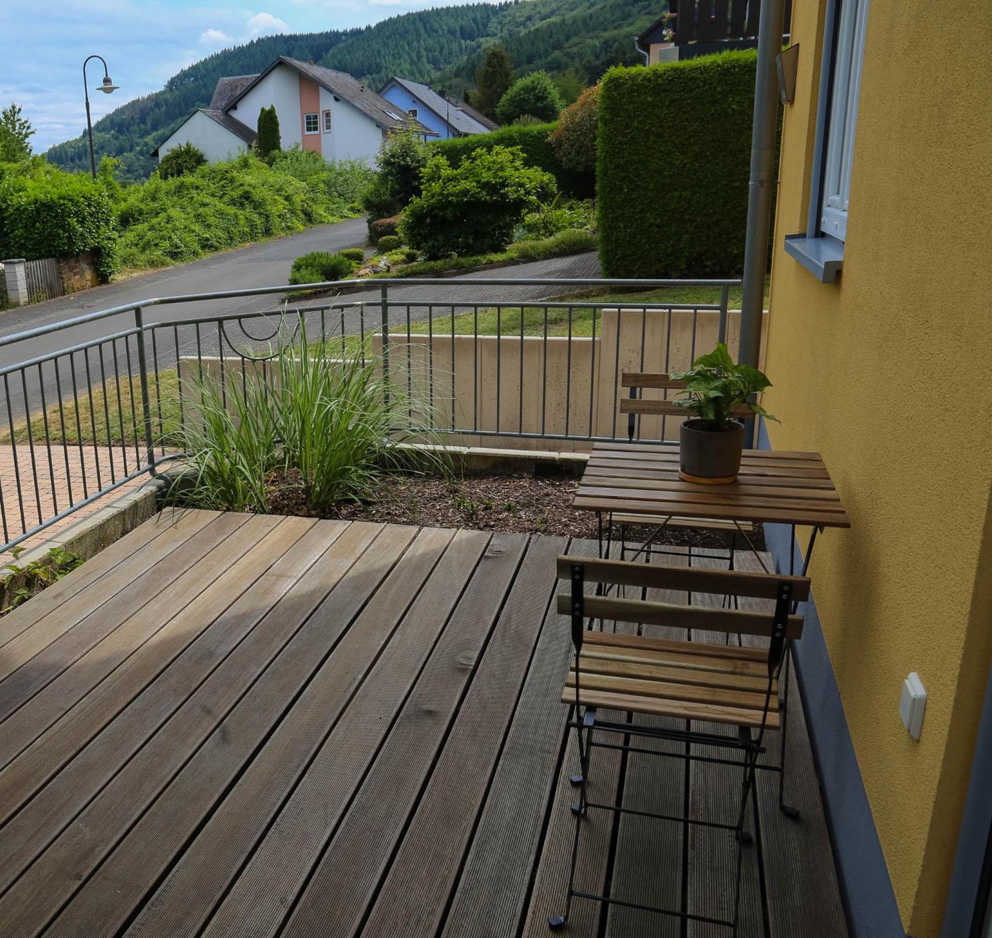 Ferienhaus Moselhöhe - 2023 neu renoviert, mit Design-Ausstattung & großem Garten