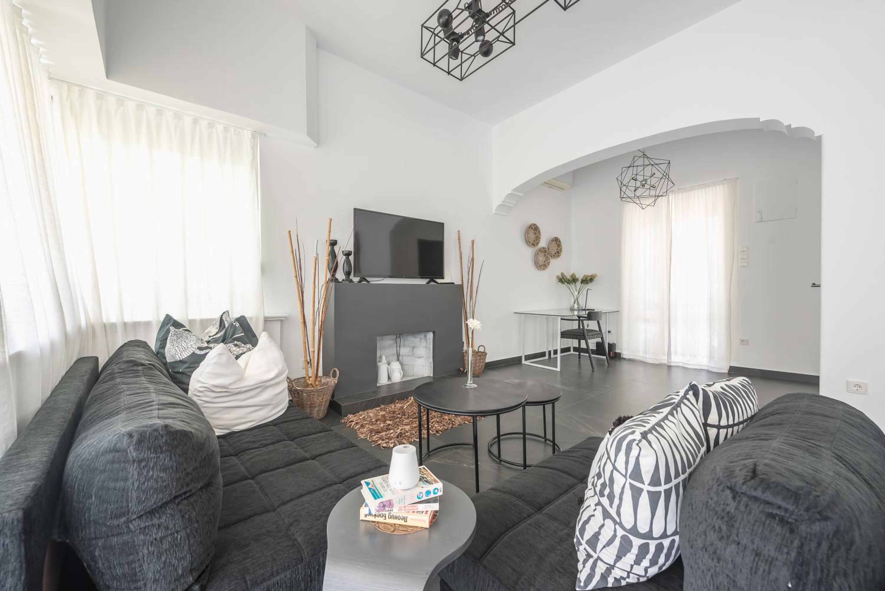 Garden Villa Glyfada