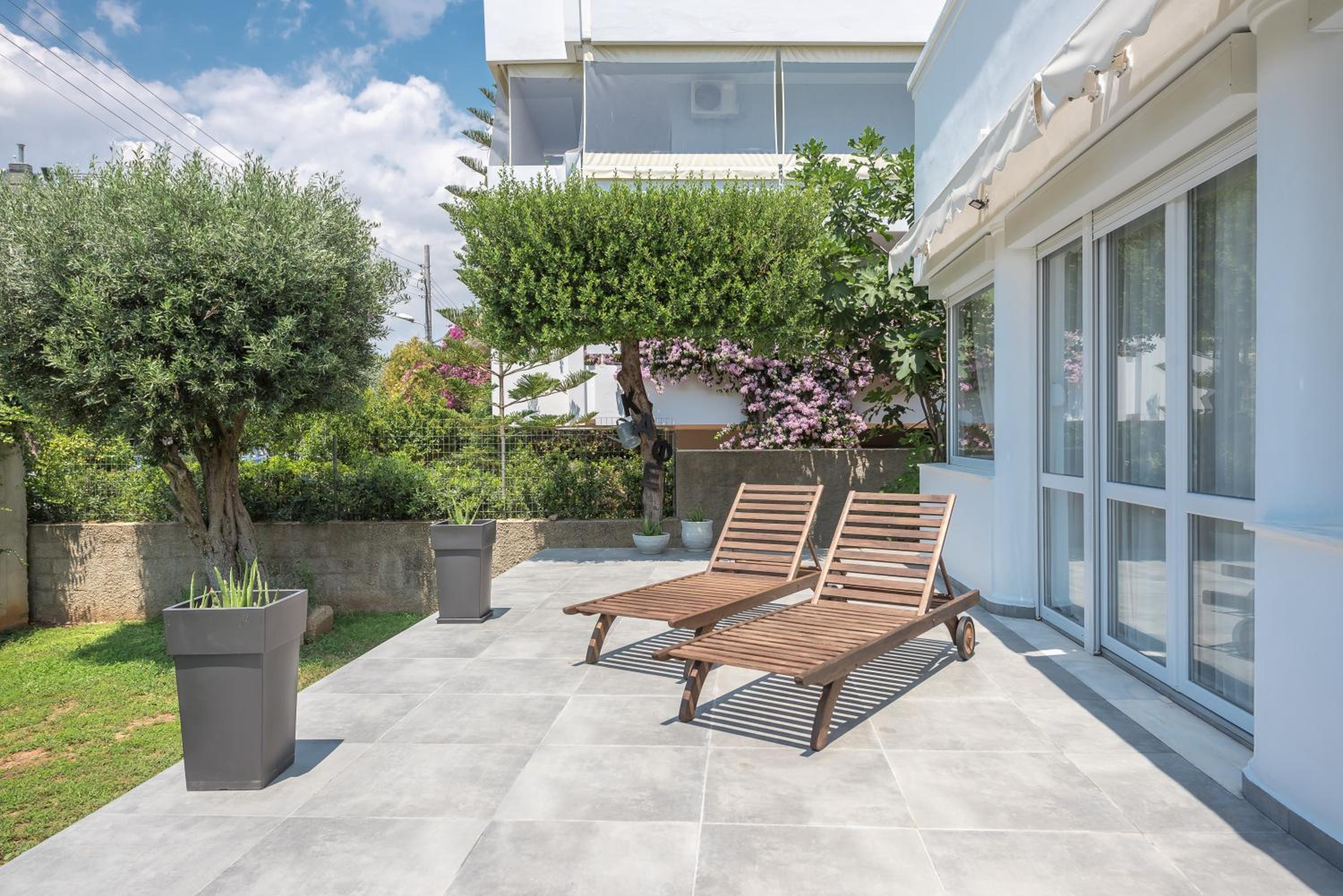 Garden Villa Glyfada