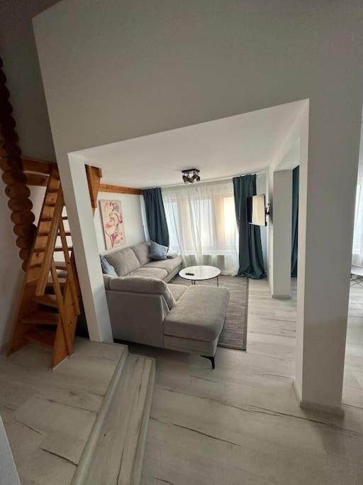 Honka's retreat - wooden beauty view 5