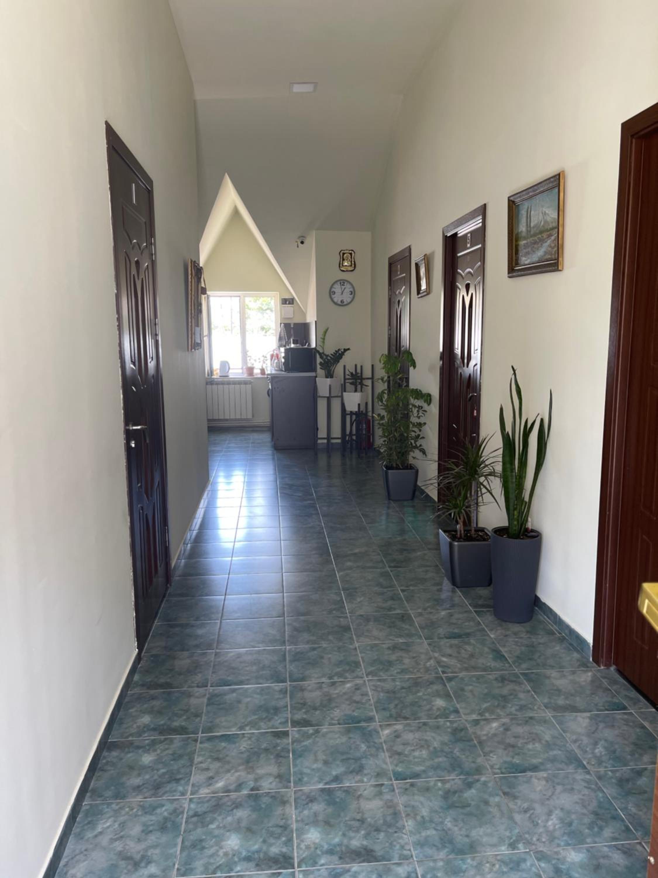Noragyugh Guest House