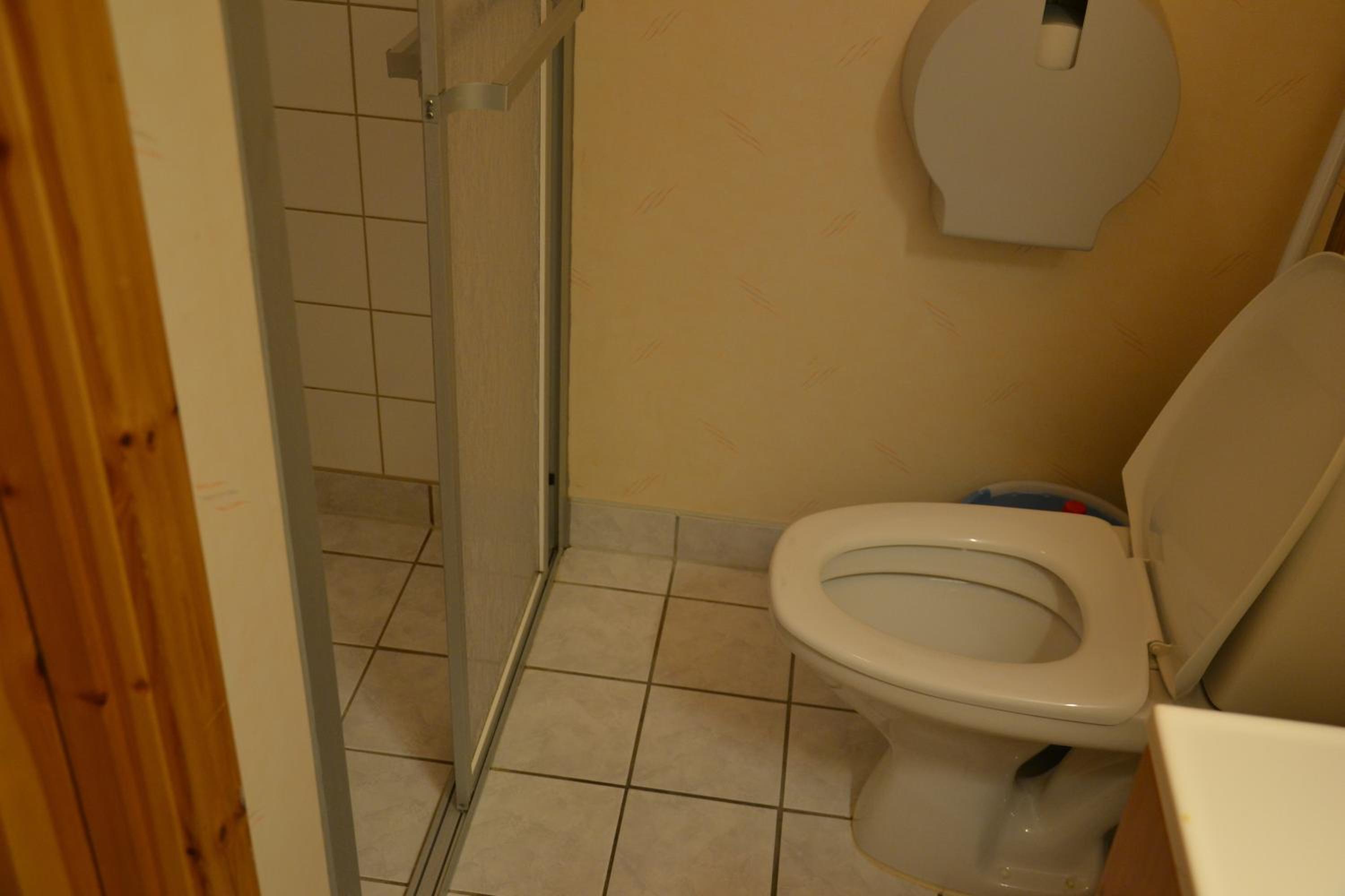 Photo 33