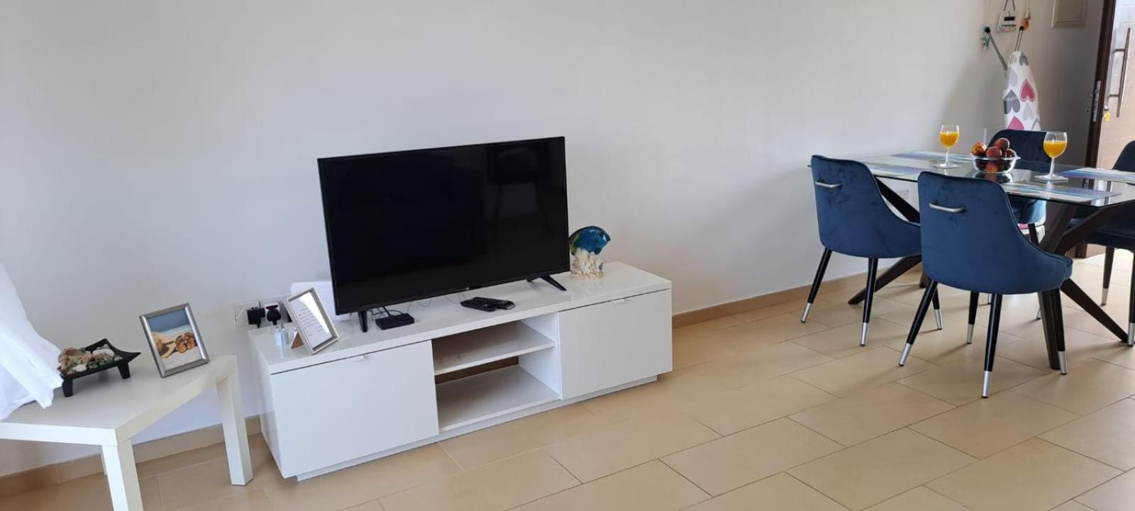 Nissi 3 Pool View Apartment