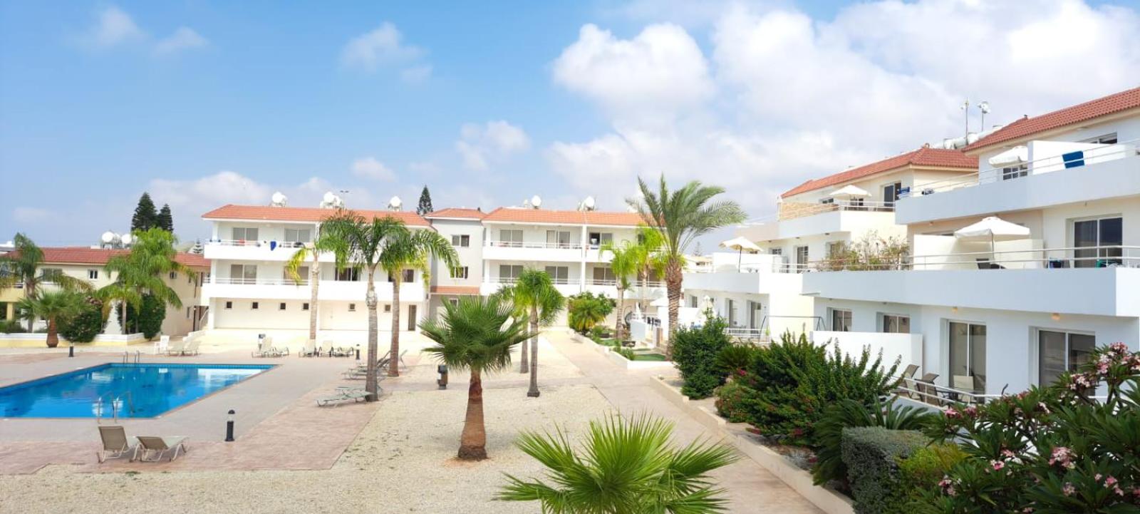 Nissi 3 Pool View Apartment