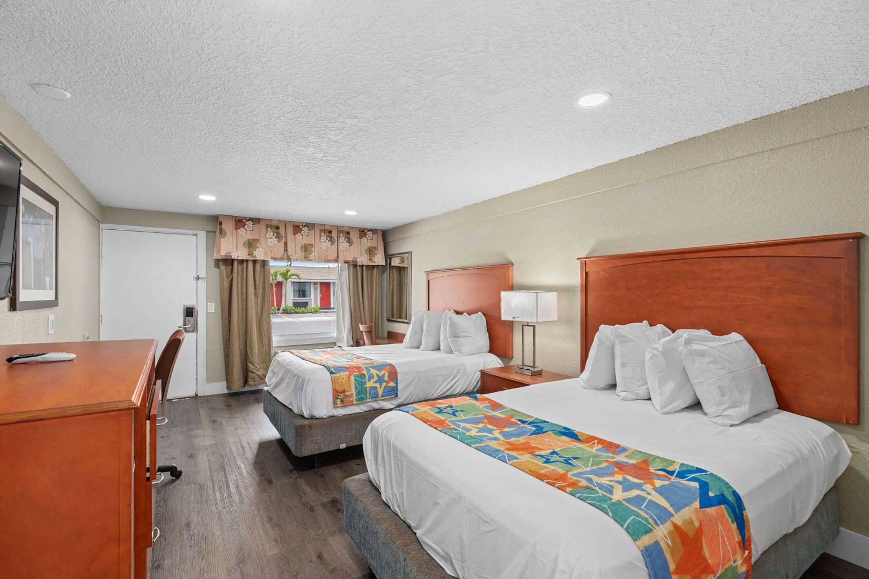 Travelodge by Wyndham Kissimmee Orlando