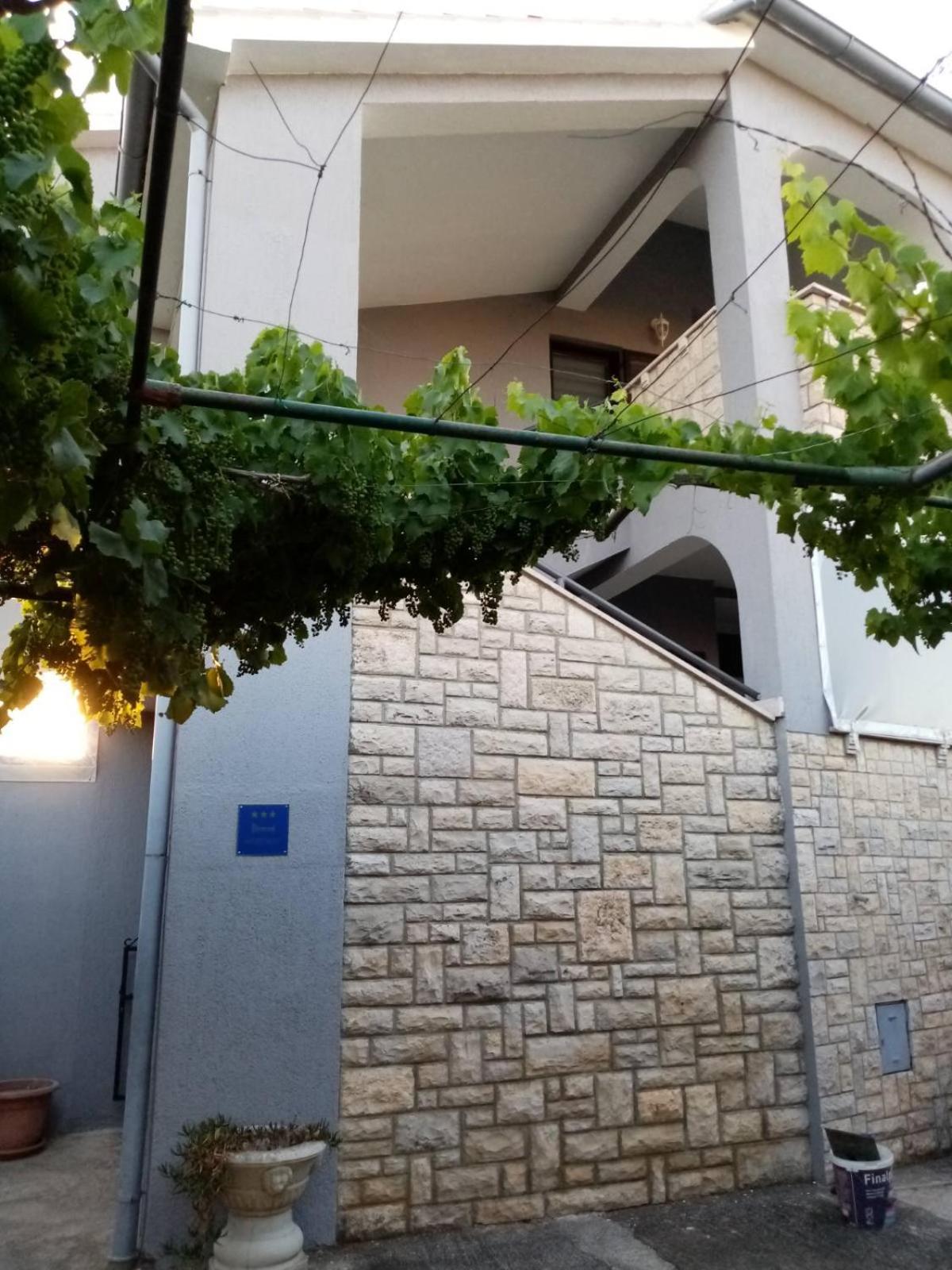 Apartman Sanda