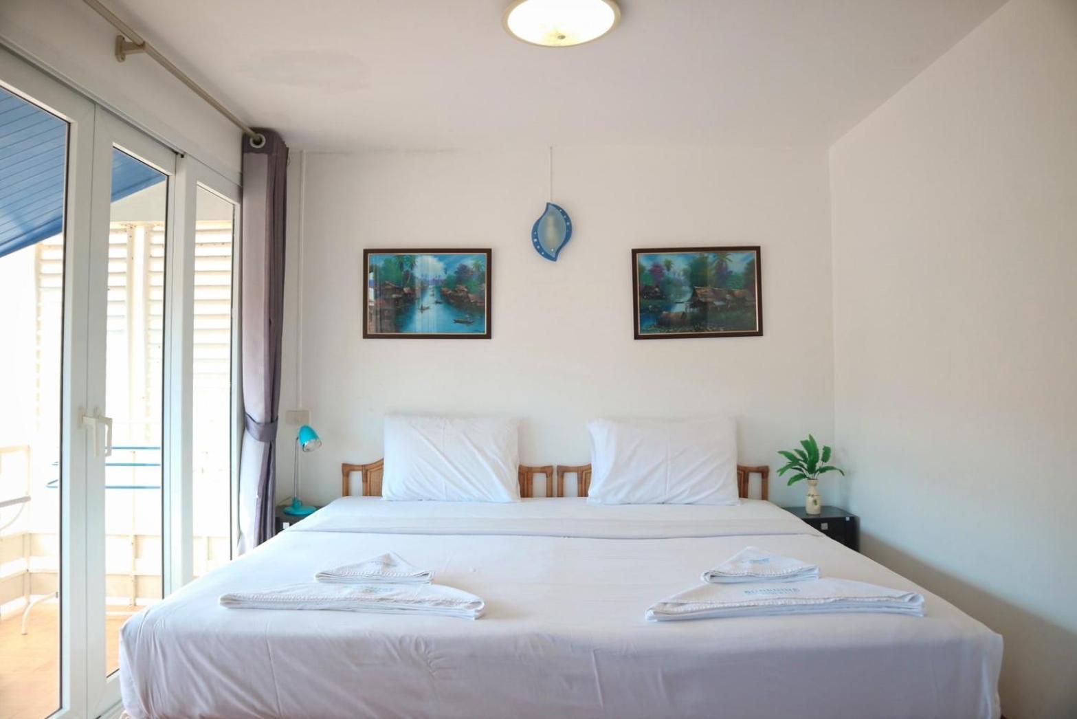 Sunshine Guest House — photo 56