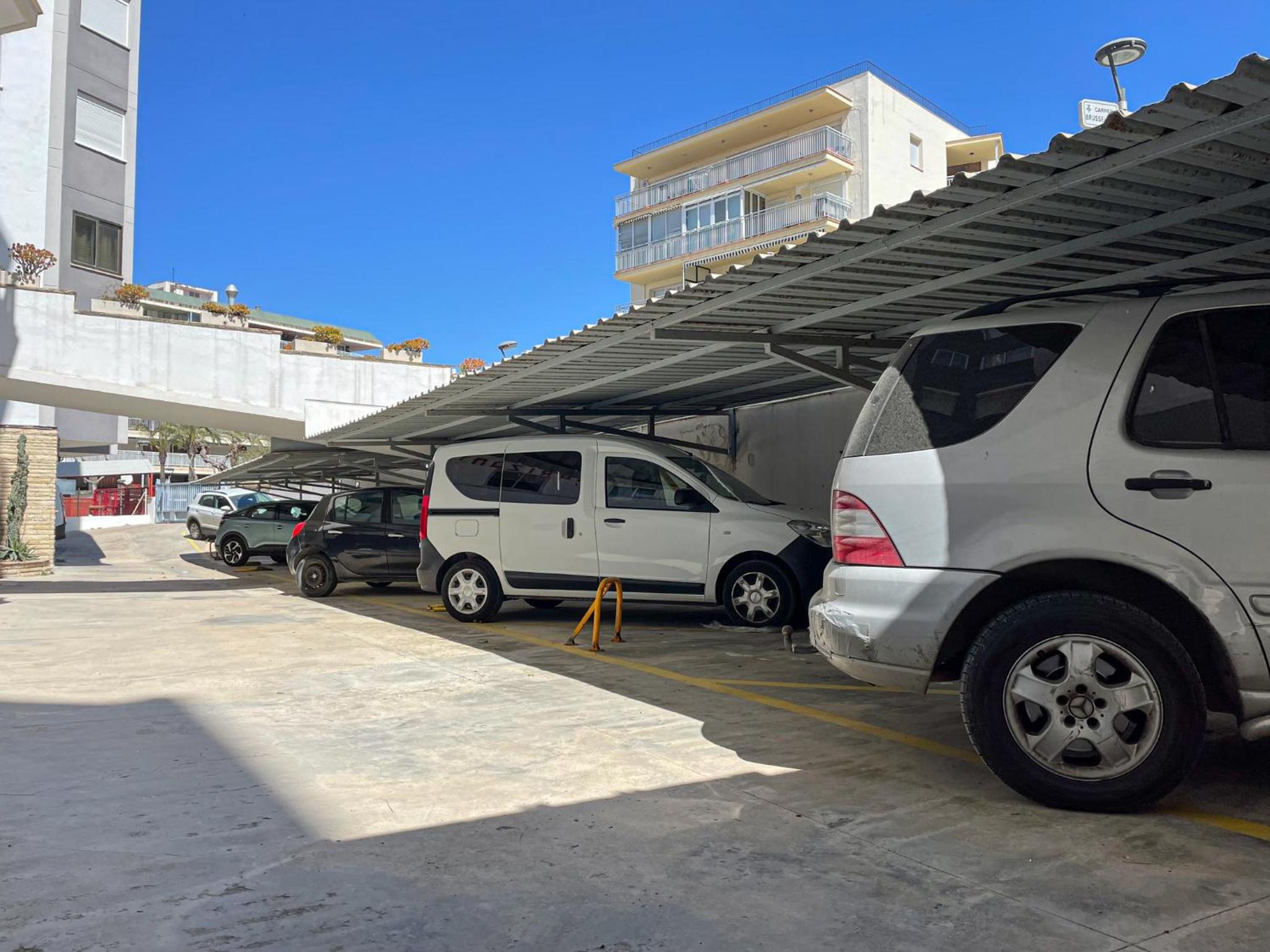 LITORAL COSTA DORADA - BELLO HORIZONTE Only families