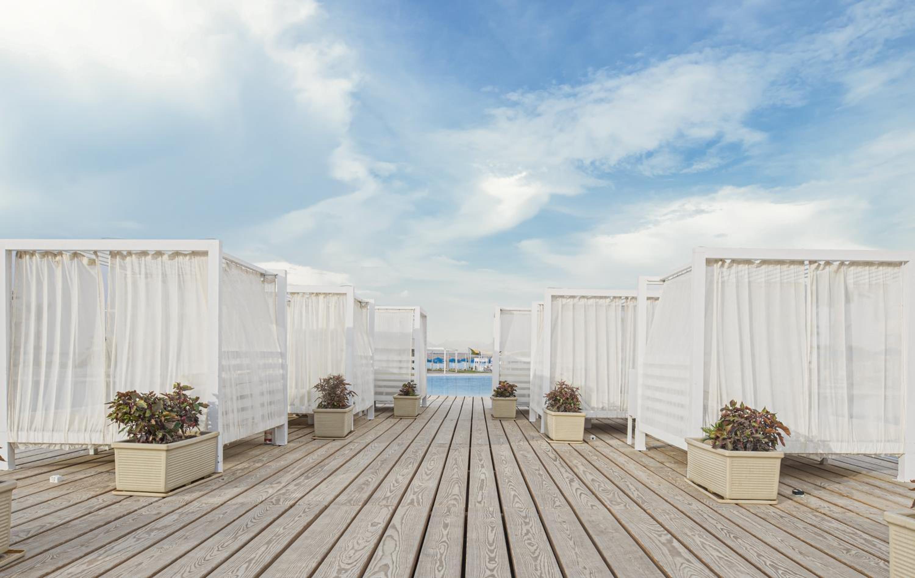 THE V Luxury Resort Sahl Hasheesh