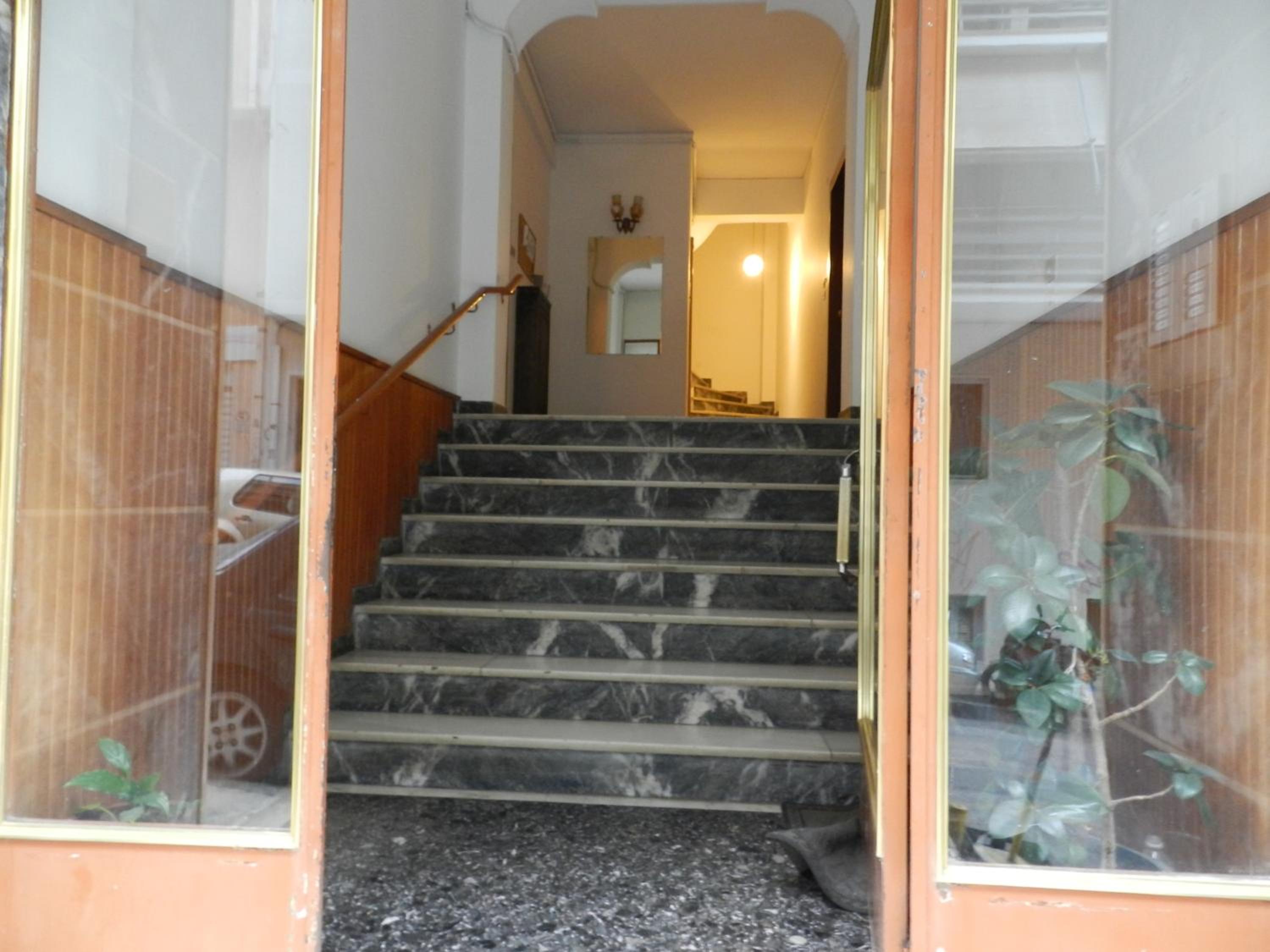 Vasia's cosy apartment in Athens, 