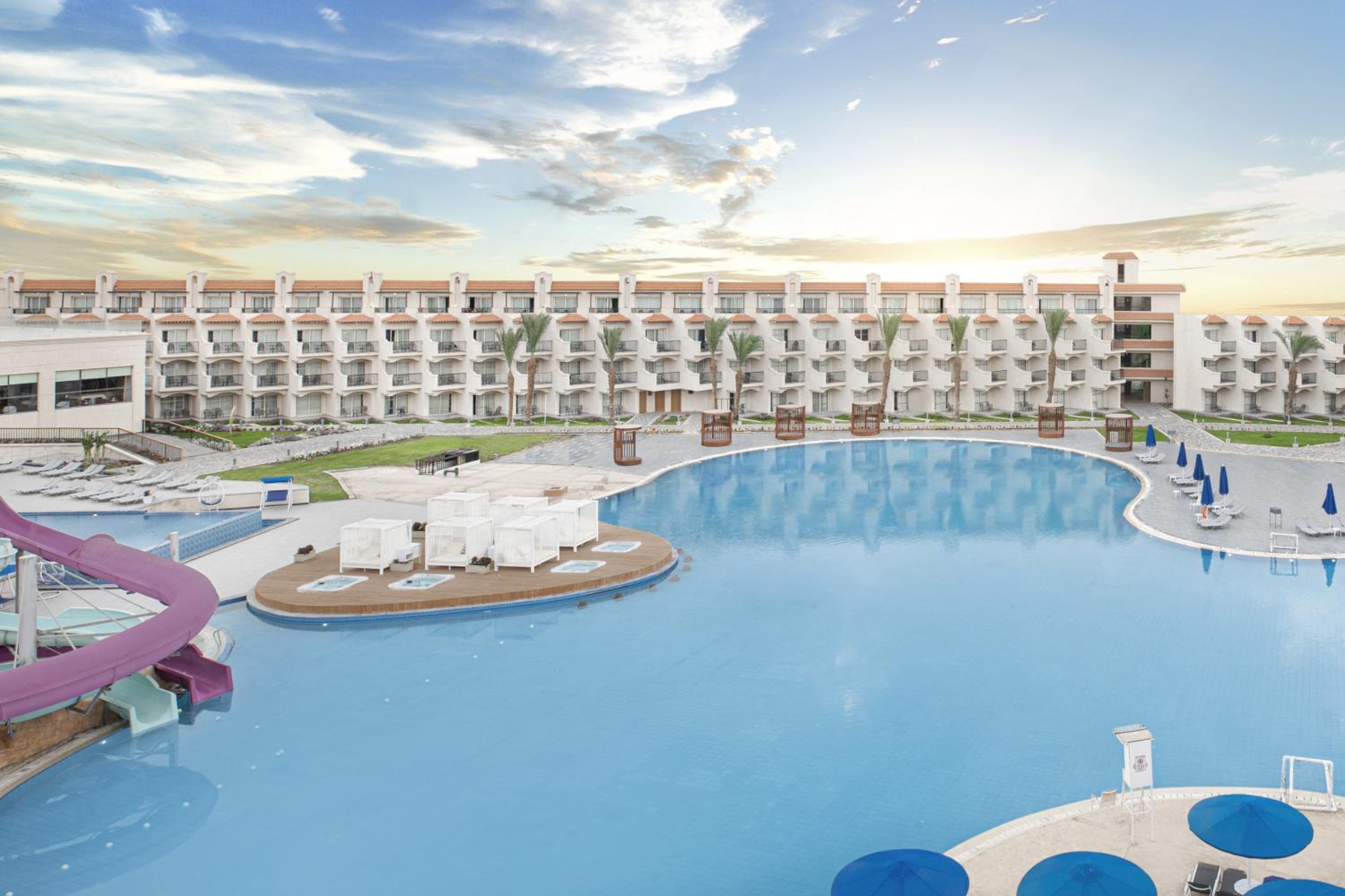THE V Luxury Resort Sahl Hasheesh