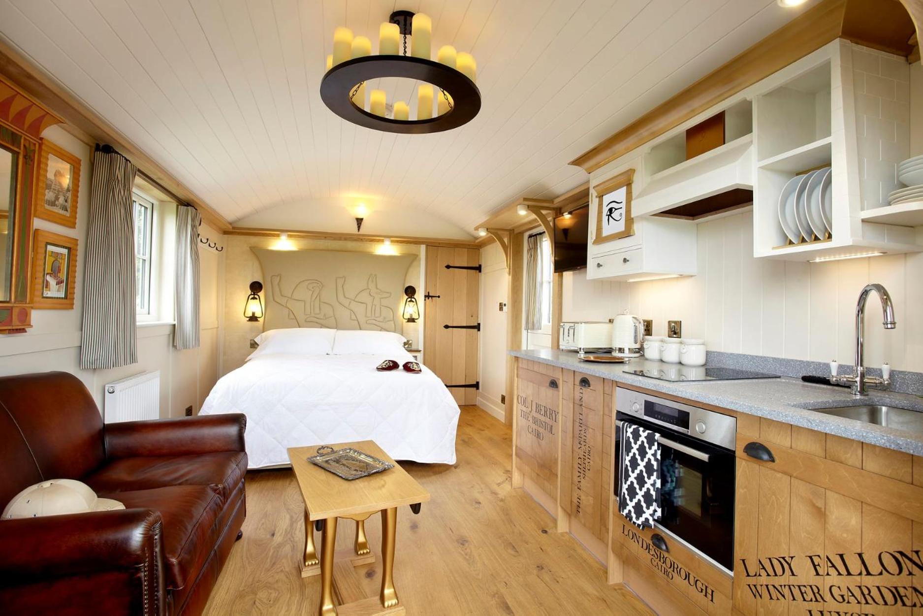 Hornington Manor Luxury Shepherd Huts view 4