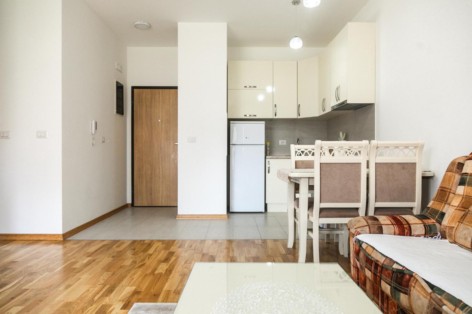 Apartments Mina