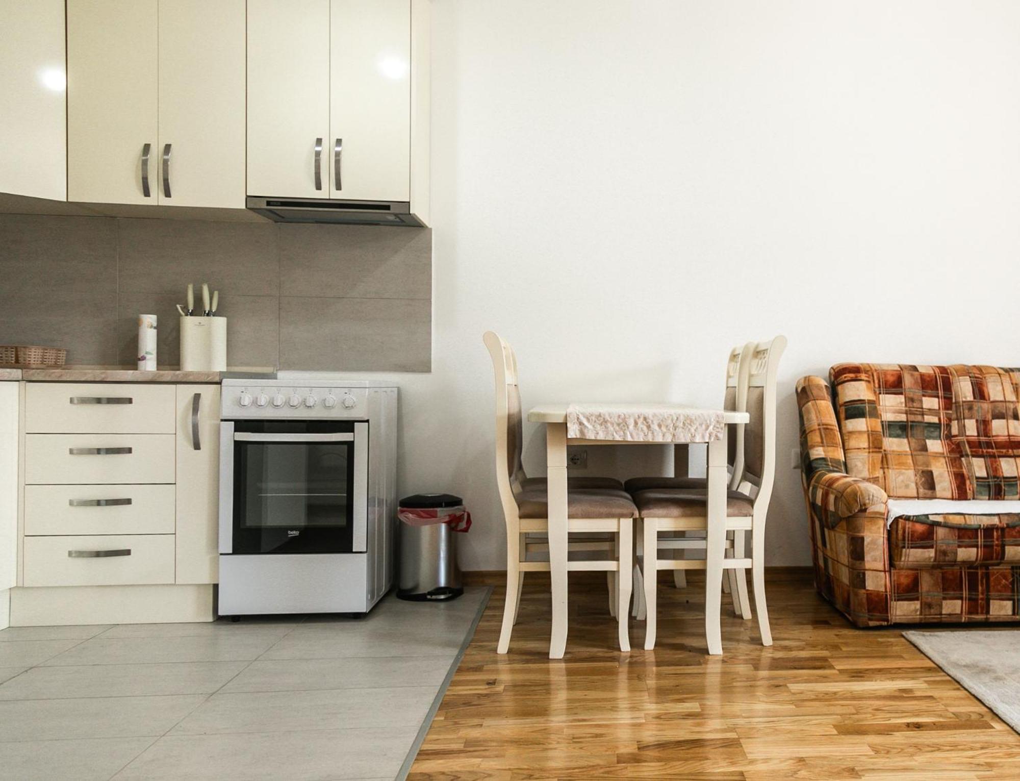 Apartments Mina