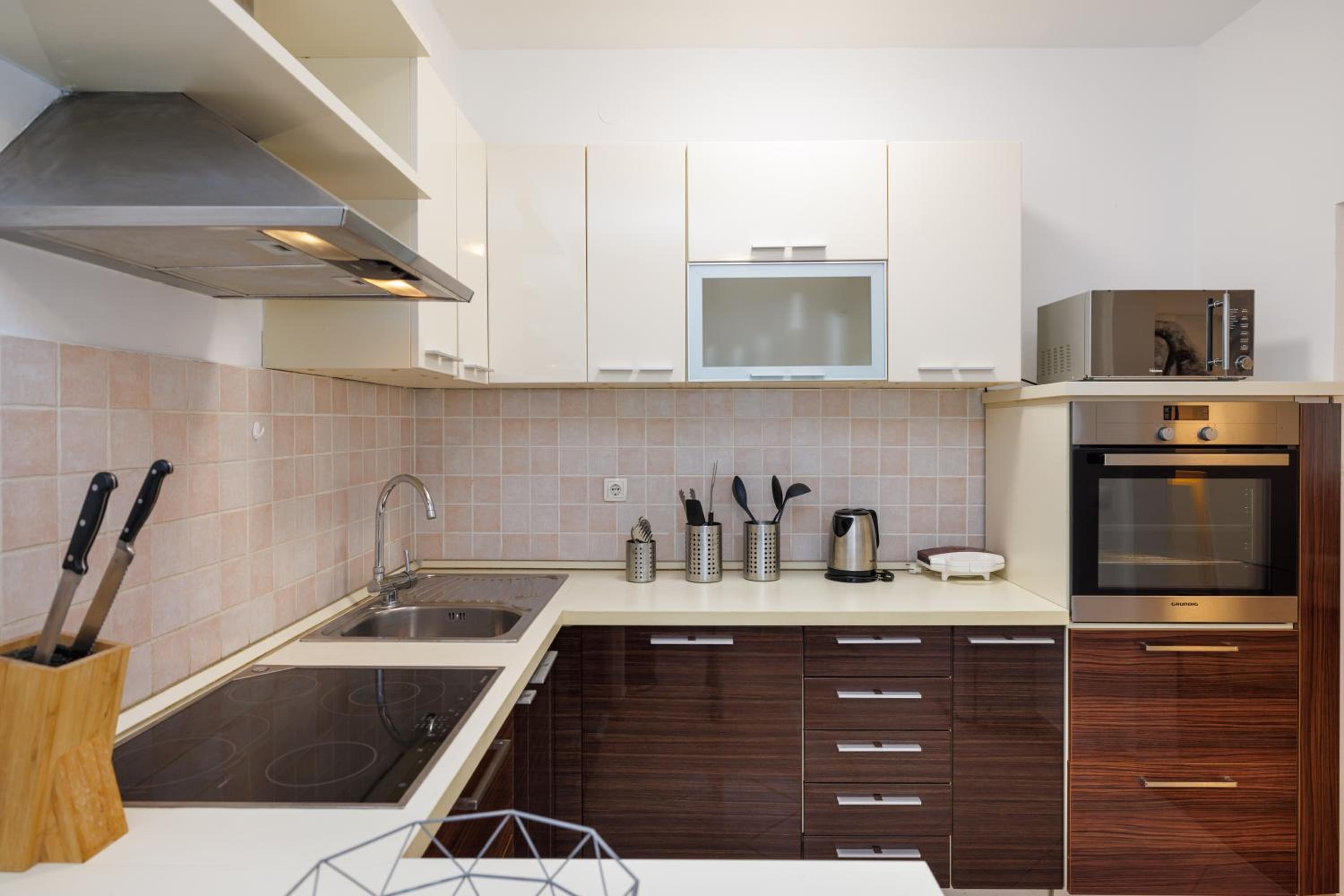Apartment Oto Njivice