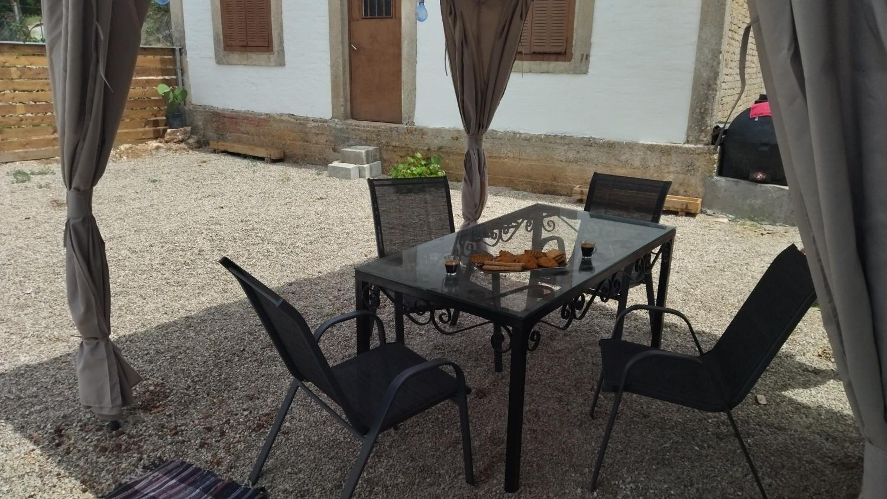 Vikou House - Nestled in One of Zakynthos Oldest Villages A Tranquil Retreat Close to Renowned Beaches Offering Authentic Zakynthian Hospitality By Villa M