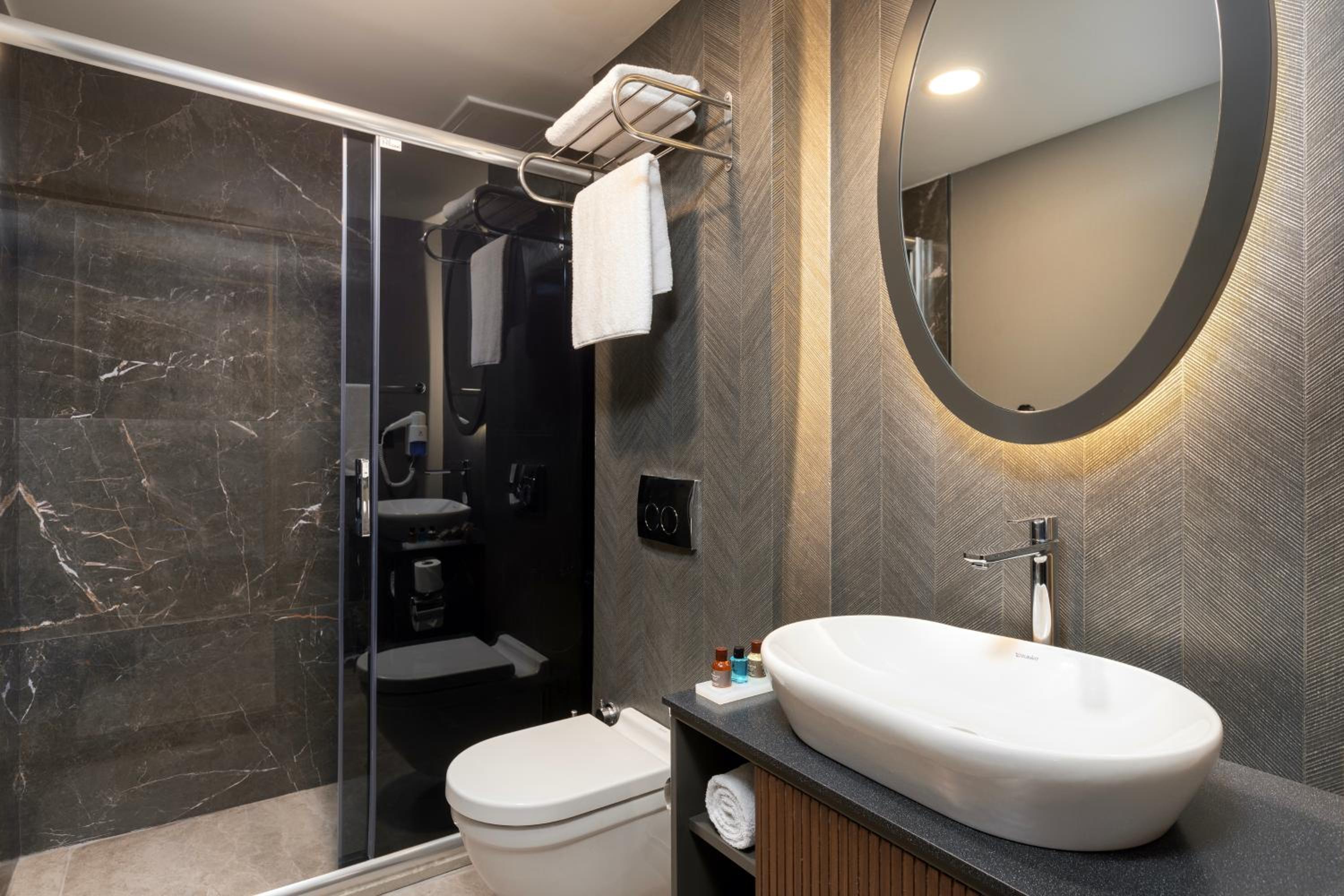 Miracle Istanbul Asia Airport Hotel & Spa - Image 35