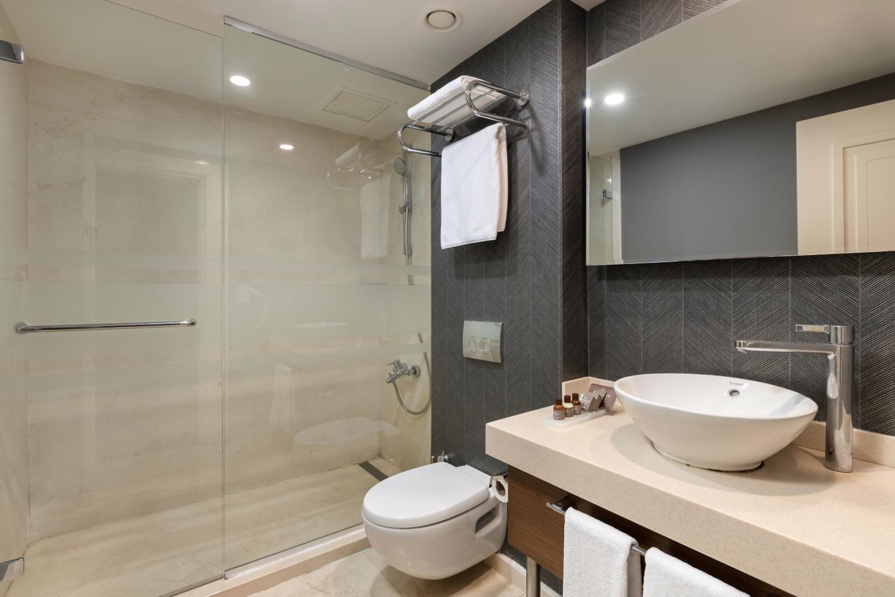 Miracle Istanbul Asia Airport Hotel & Spa - Image 51