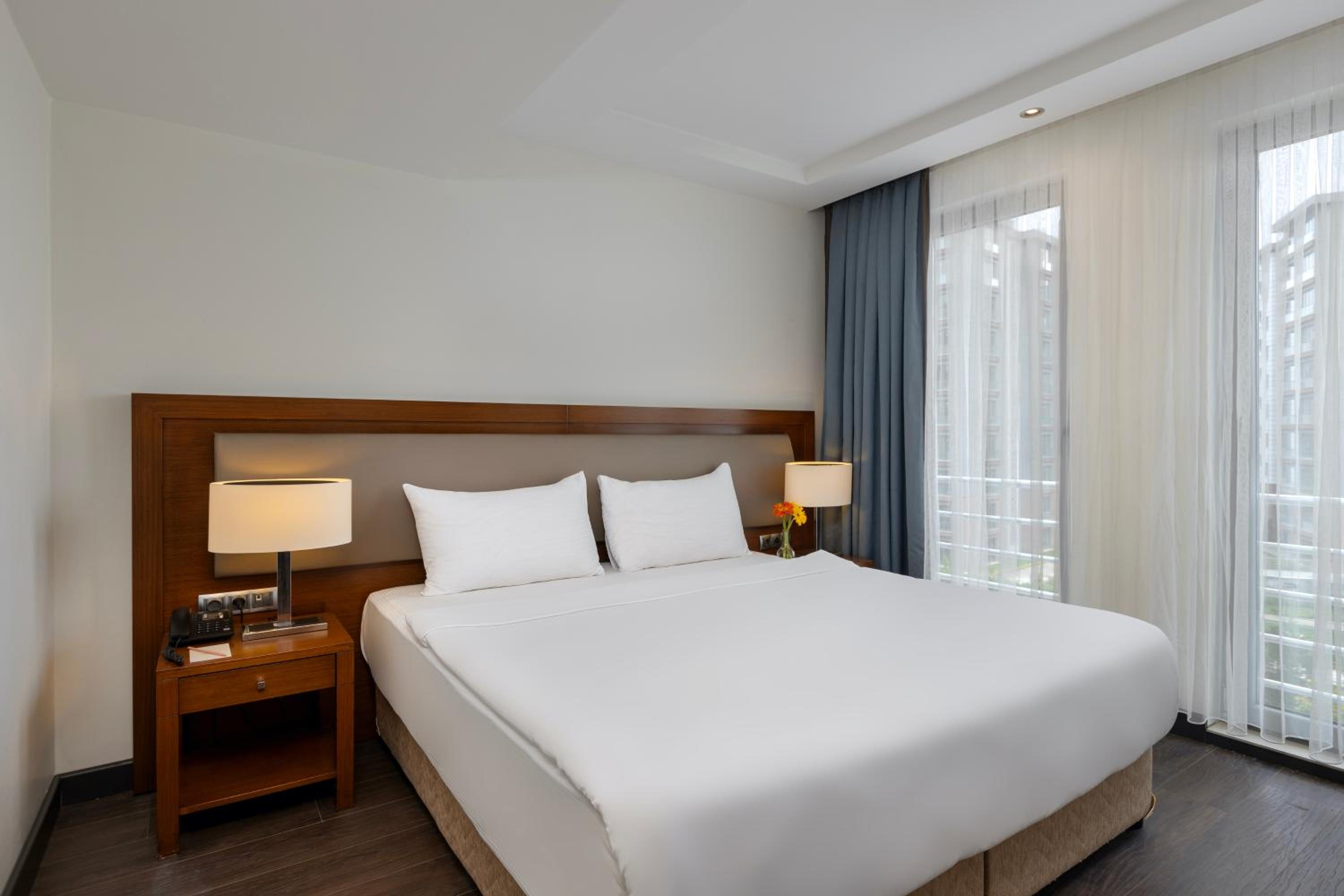 Miracle Istanbul Asia Airport Hotel & Spa - Image 55