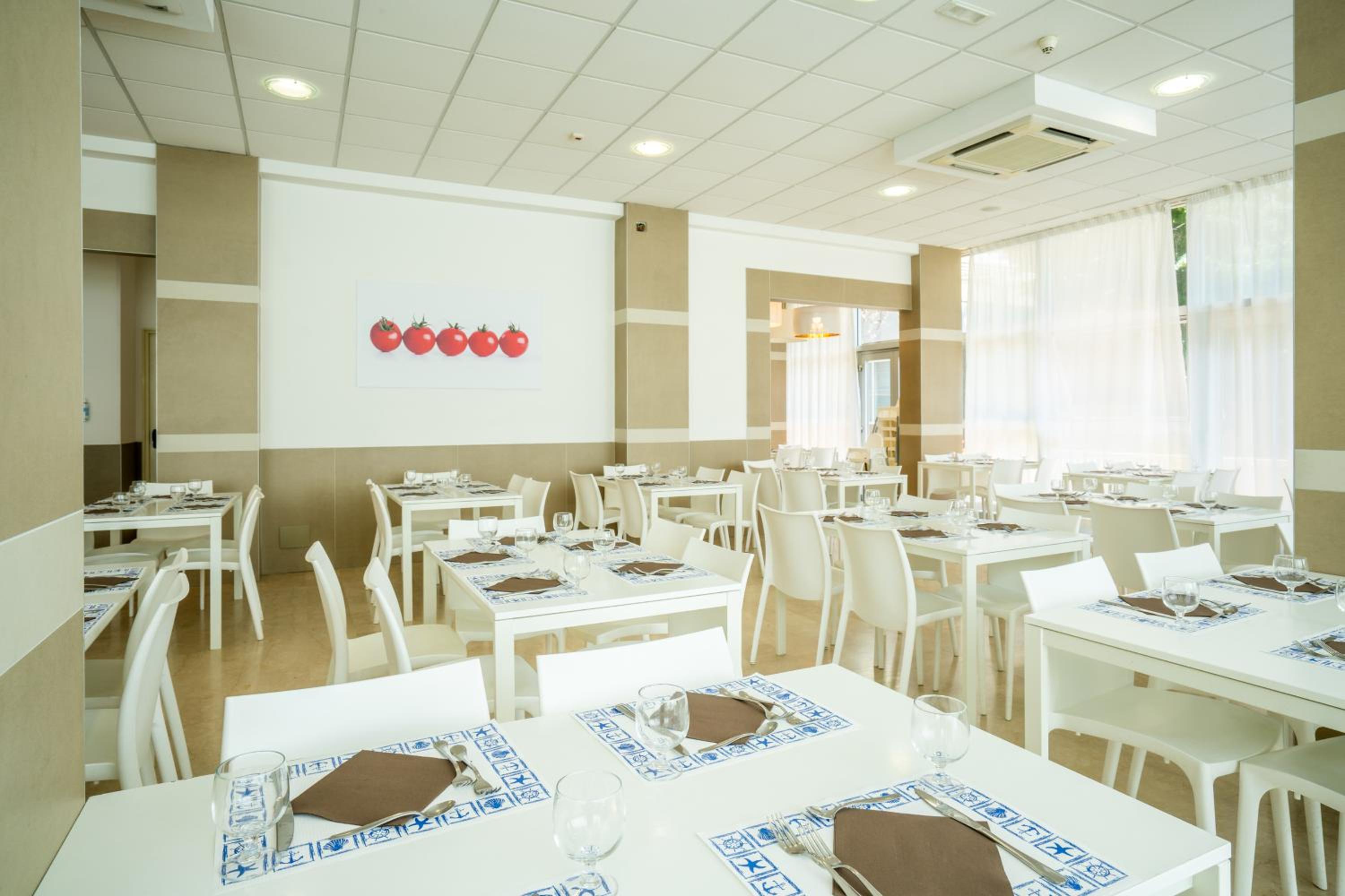 Lotus Hotel ALL INCLUSIVE & SPIAGGIA