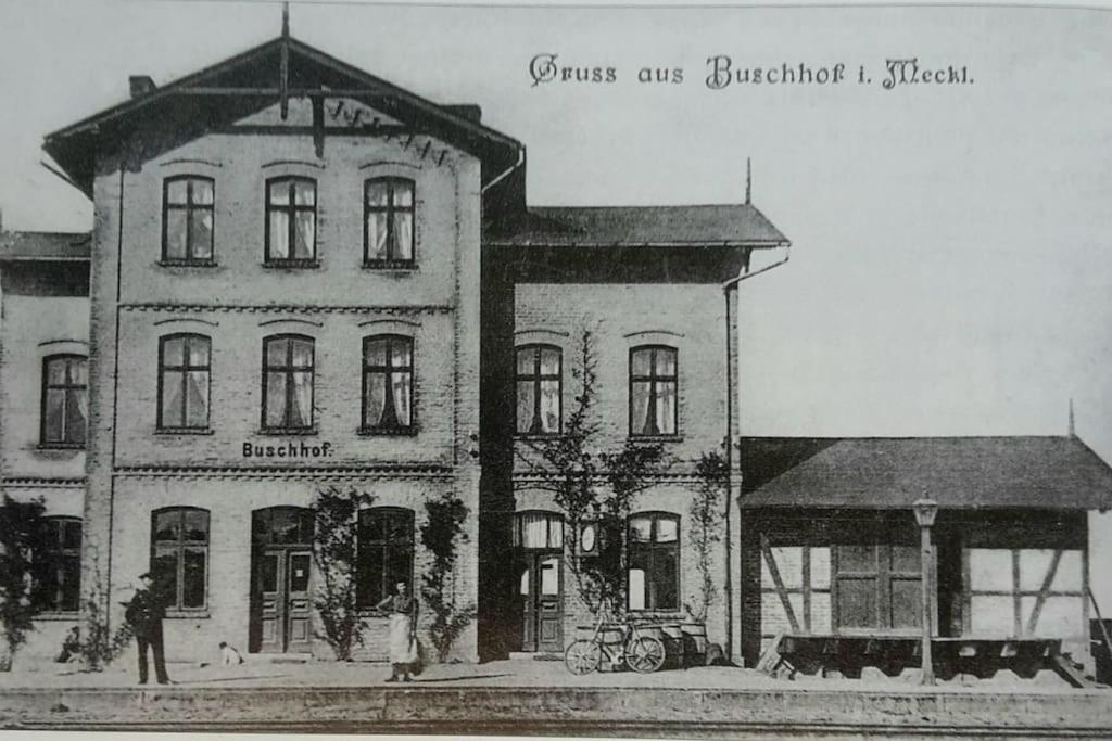 Landbahnhof Buschhof 2 OG mit Gartensauna