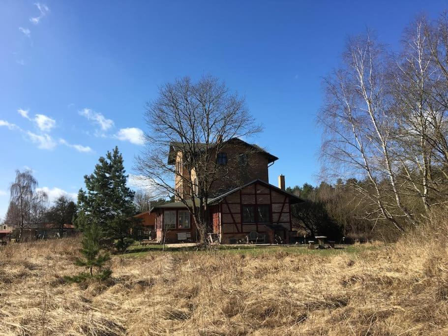 Landbahnhof Buschhof 2 OG mit Gartensauna