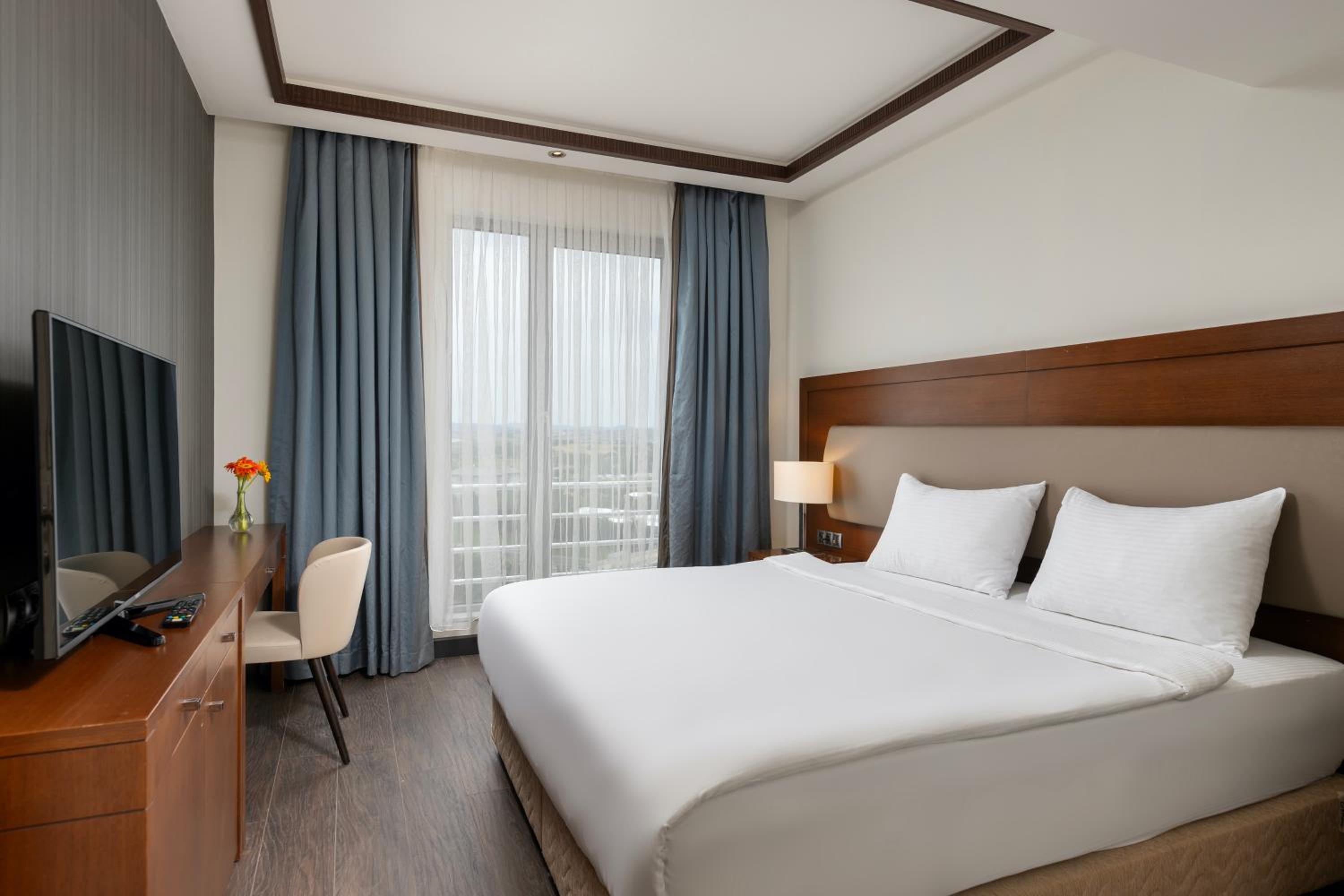Miracle Istanbul Asia Airport Hotel & Spa - Image 63