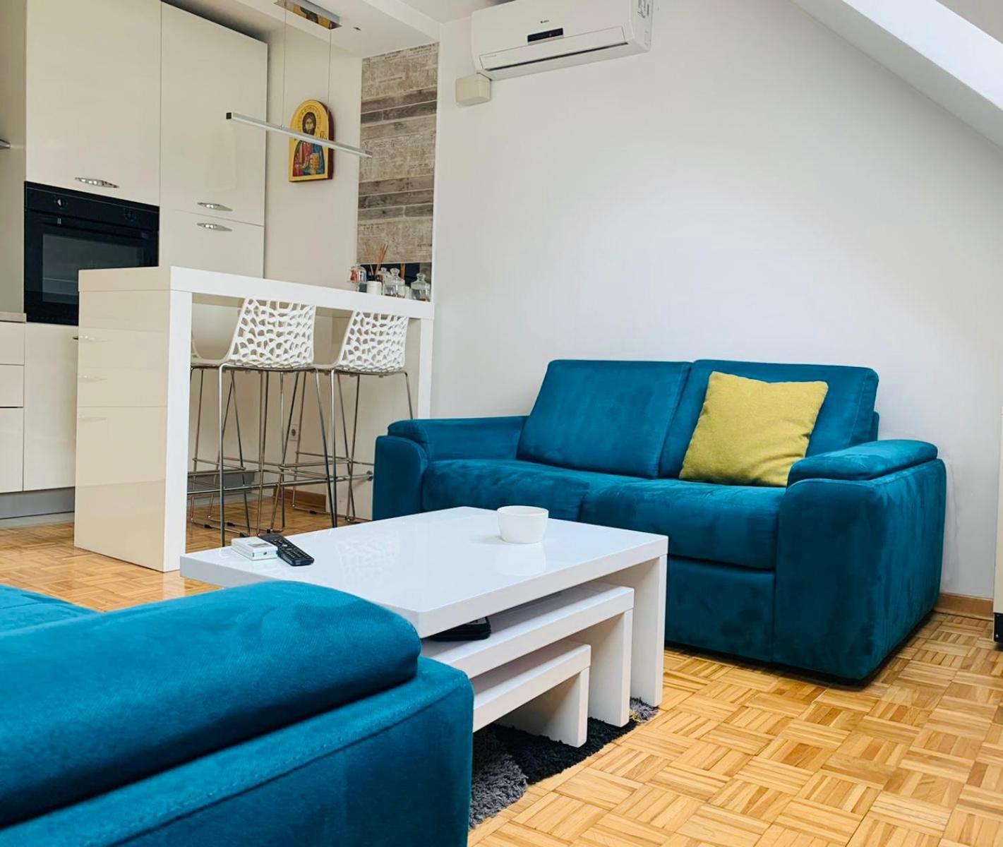 Fellini Apartment
