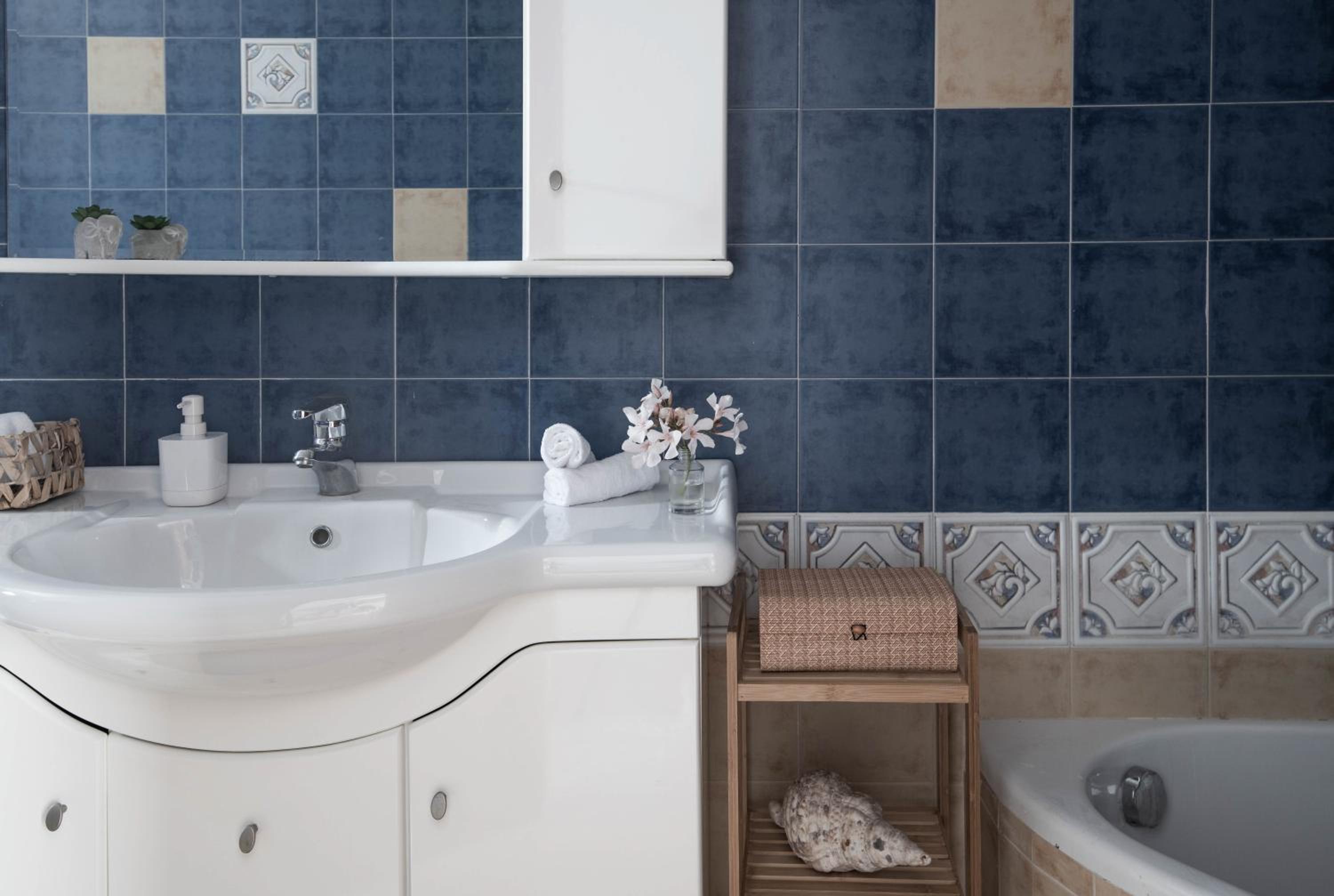 Blue Zen Kithnos, Cycladic House