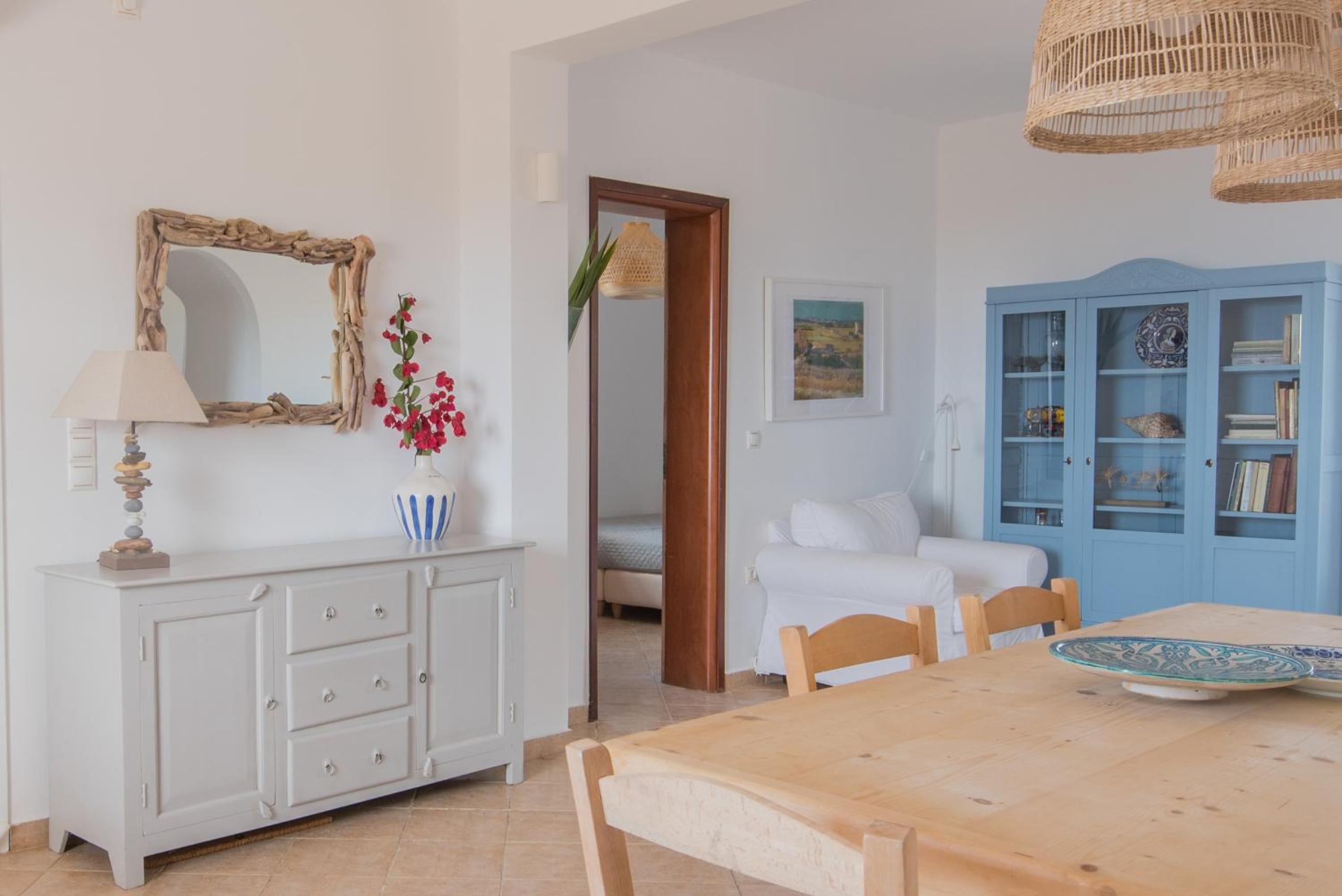 Blue Zen Kithnos, Cycladic House