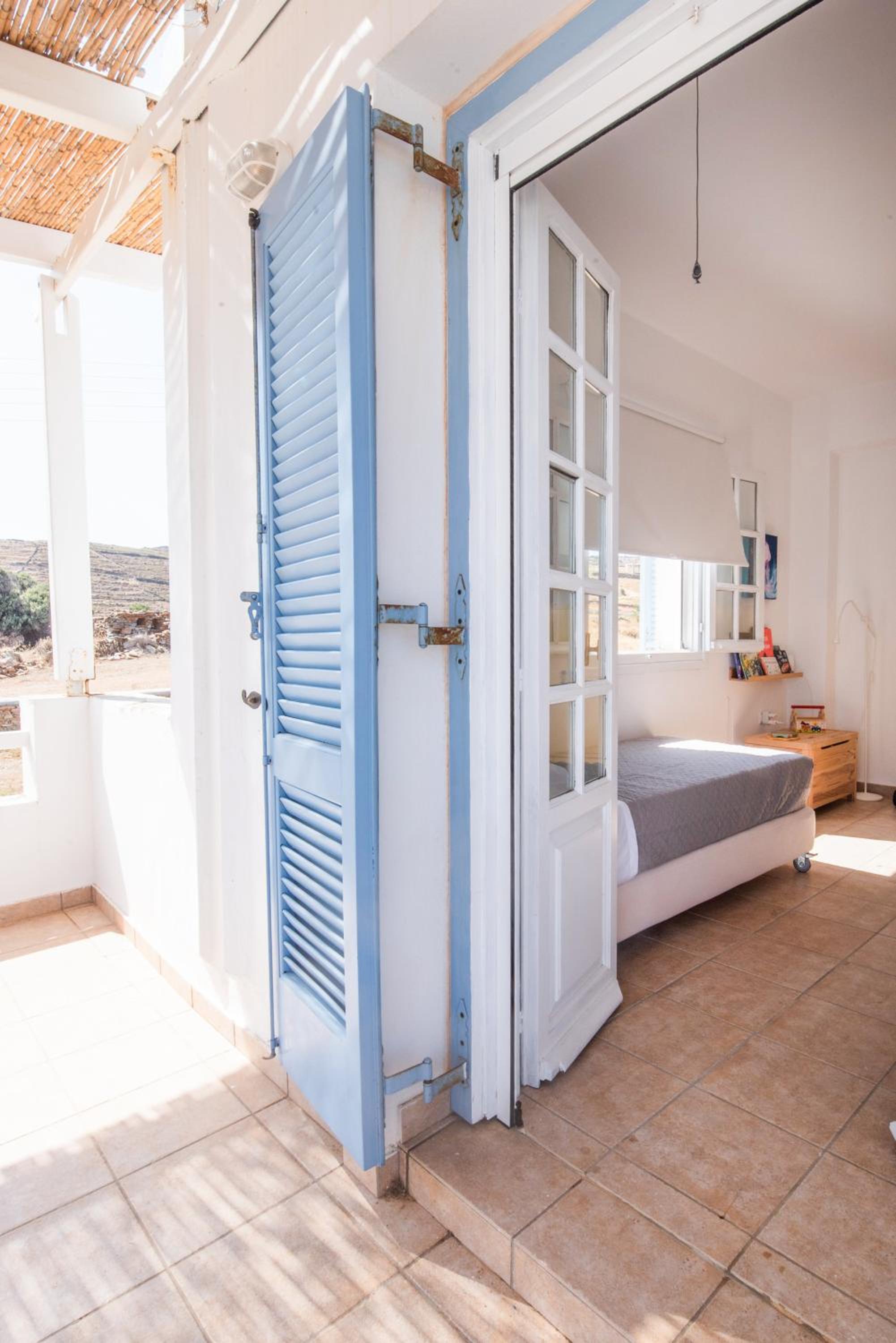 Blue Zen Kithnos, Cycladic House