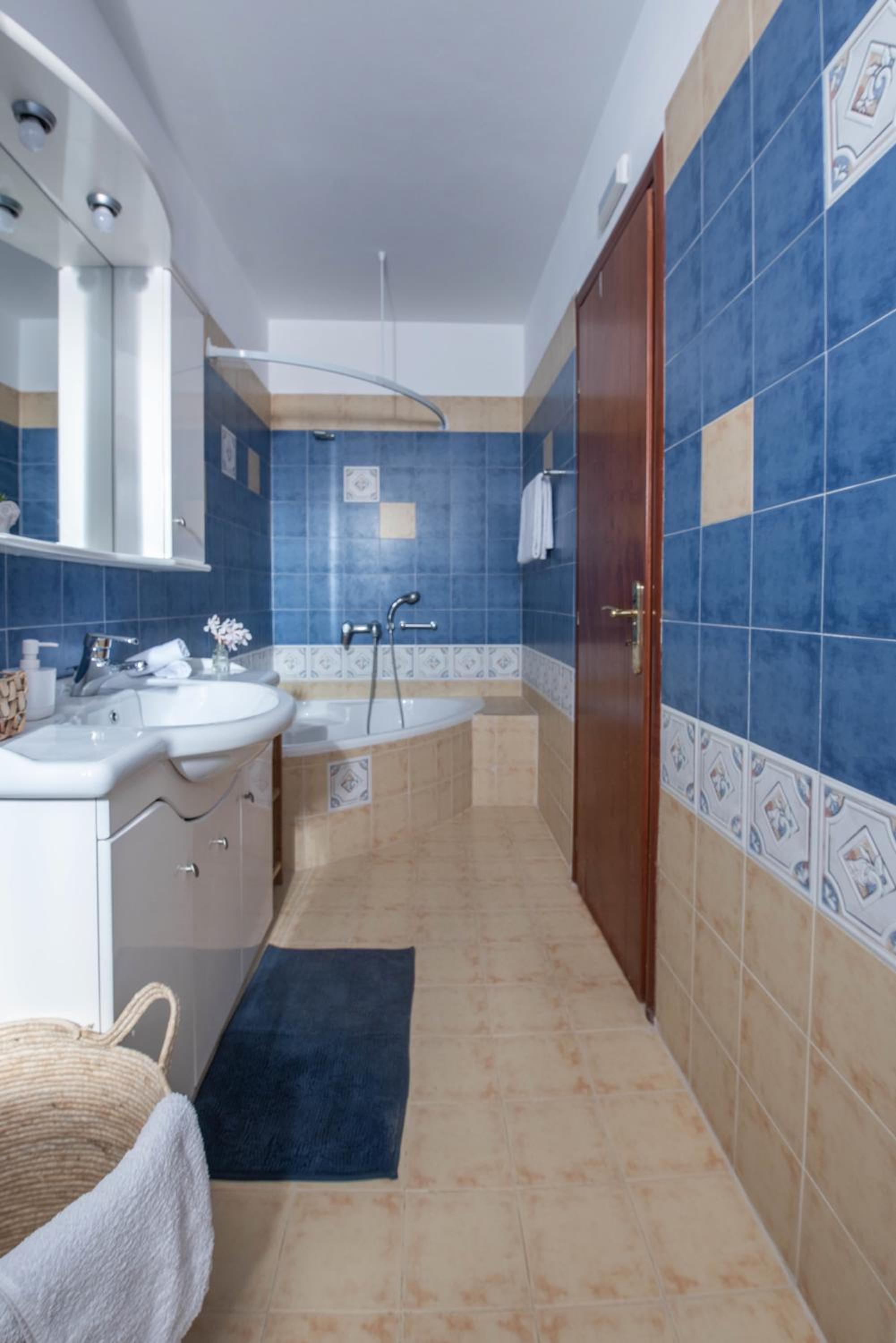 Blue Zen Kithnos, Cycladic House