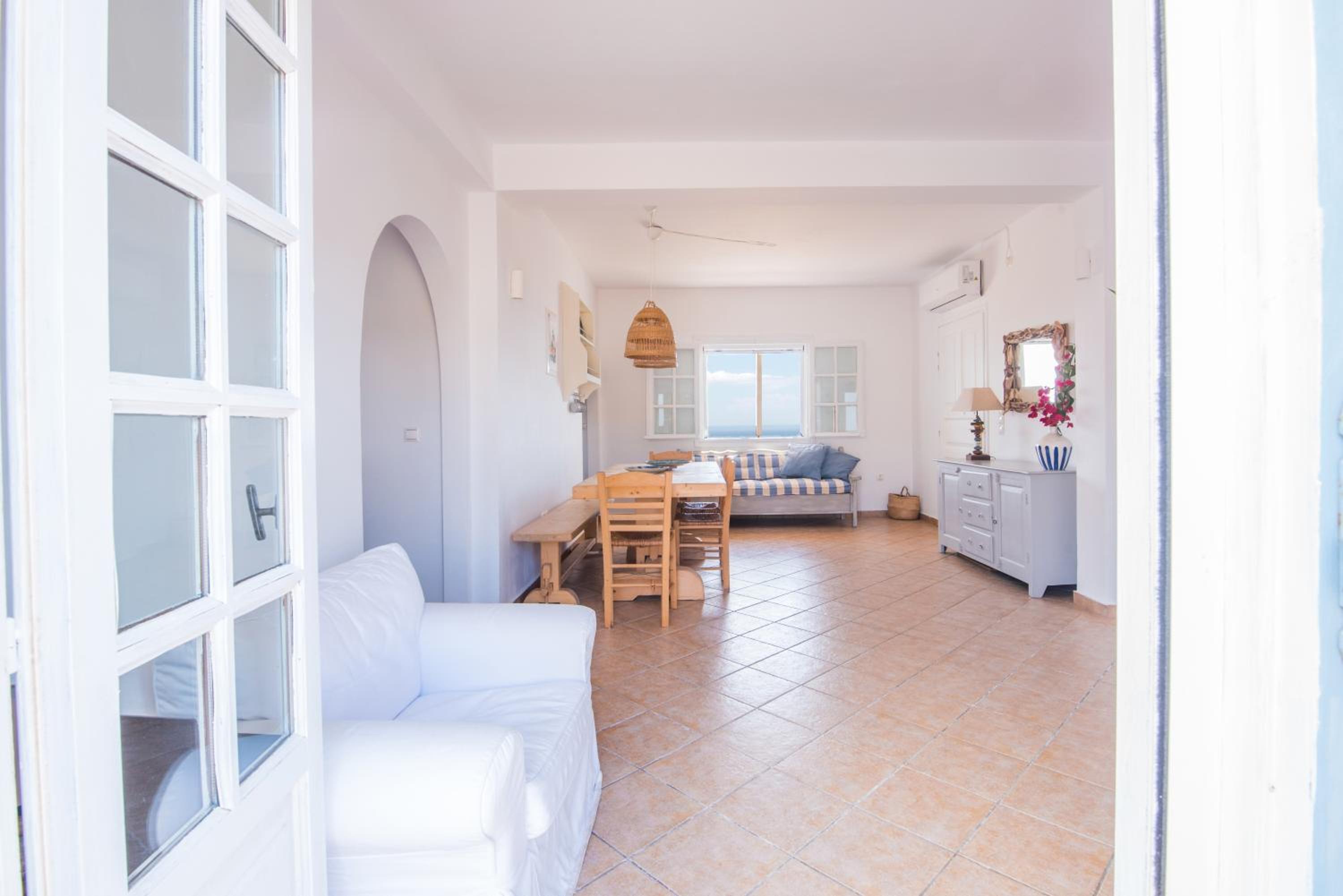 Blue Zen Kithnos, Cycladic House