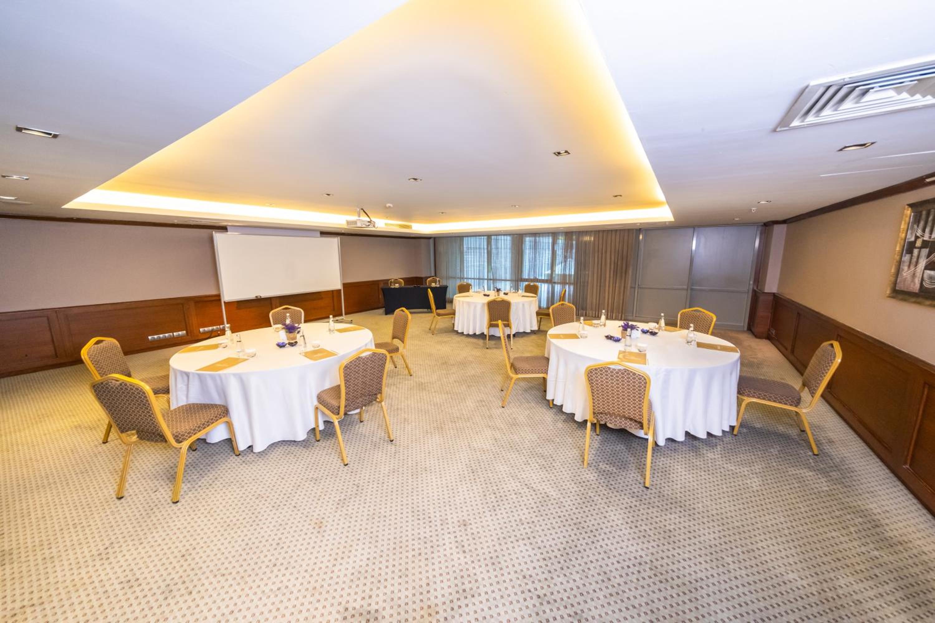 Miracle Istanbul Asia Airport Hotel & Spa - Image 31