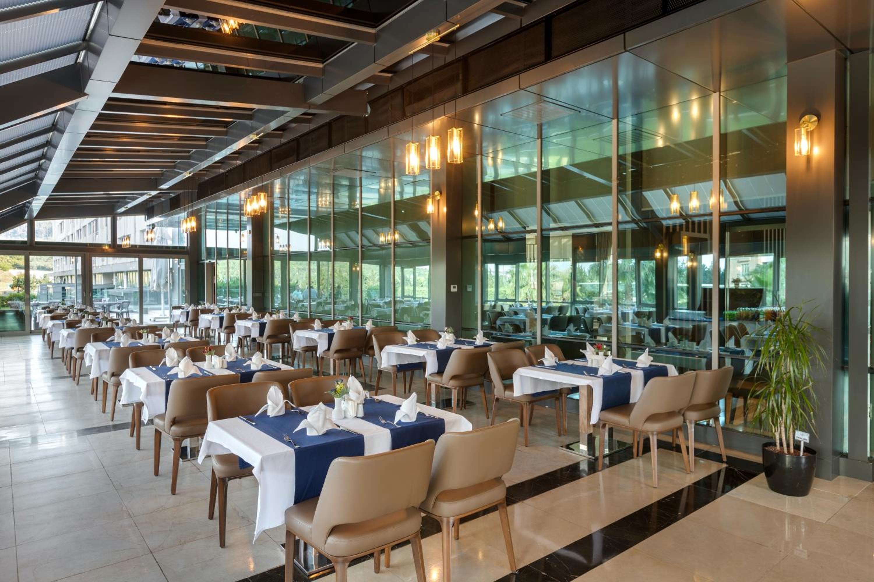 Miracle Istanbul Asia Airport Hotel & Spa - Image 26