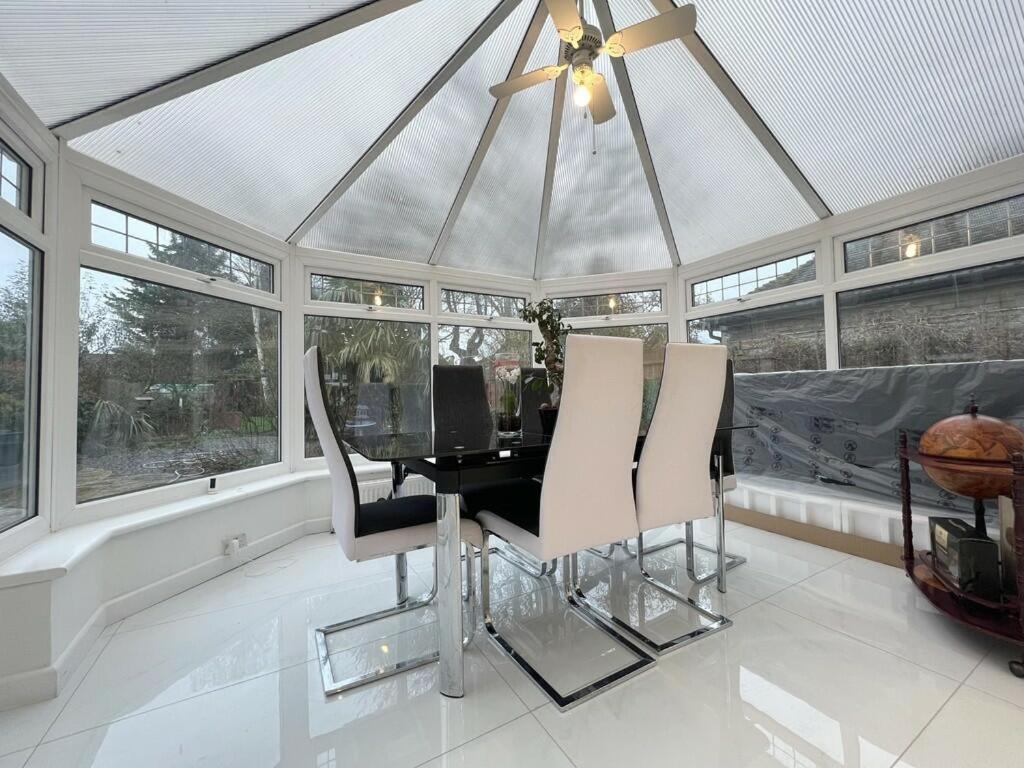The Elegance, photo 20