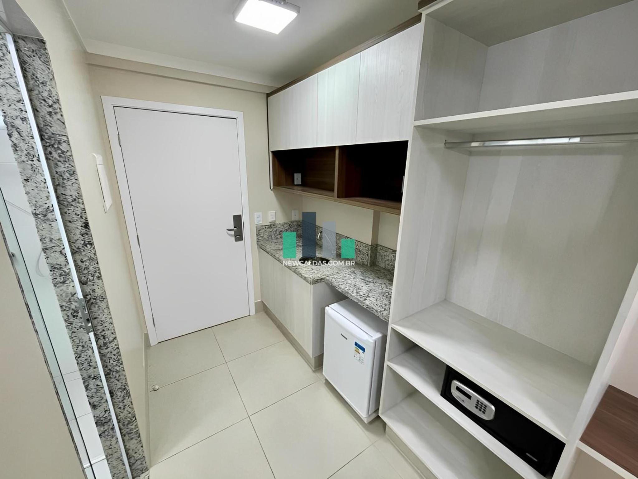 Spazzio diRoma Flat - Oficial