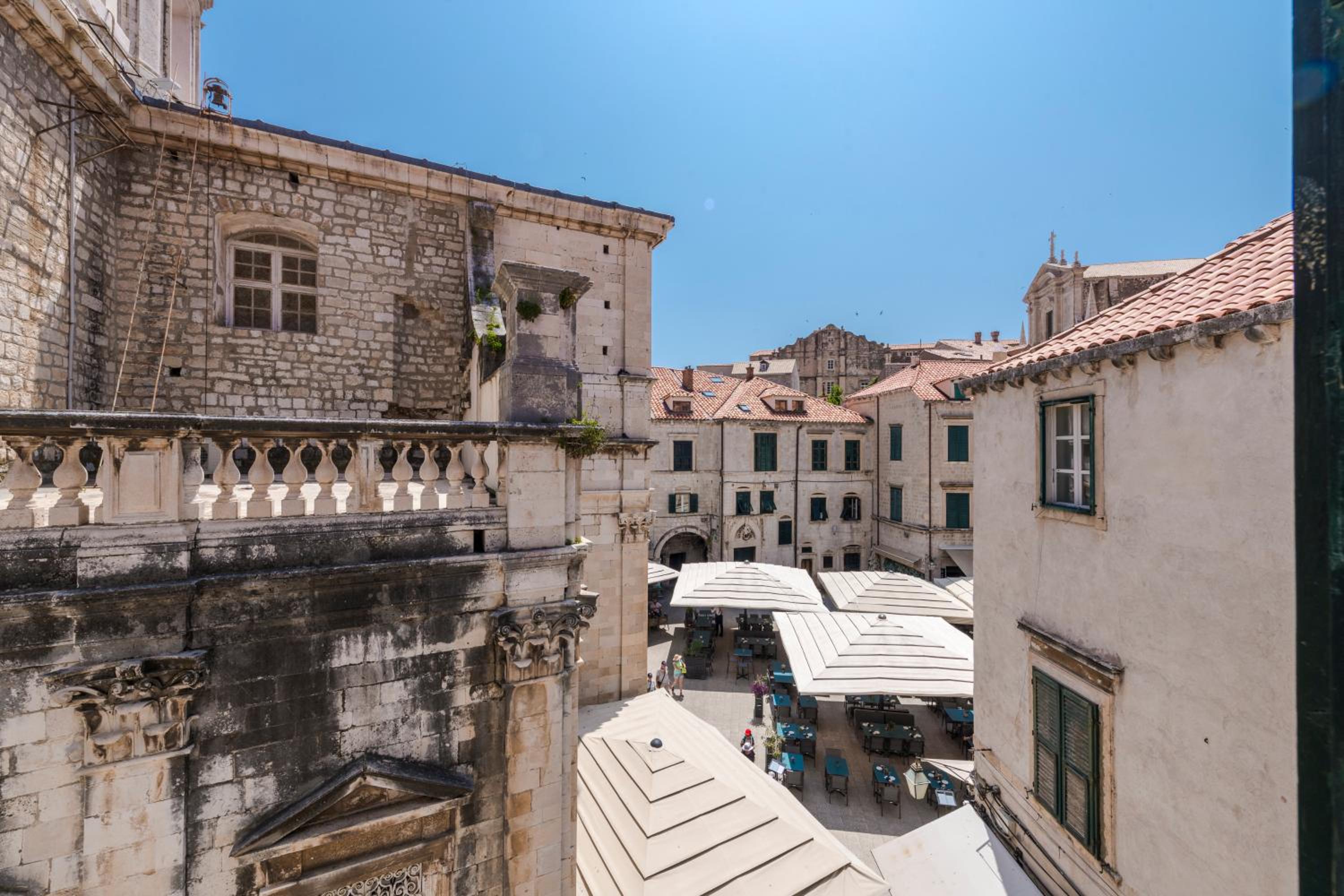 The Bassegli - Gozze Palace