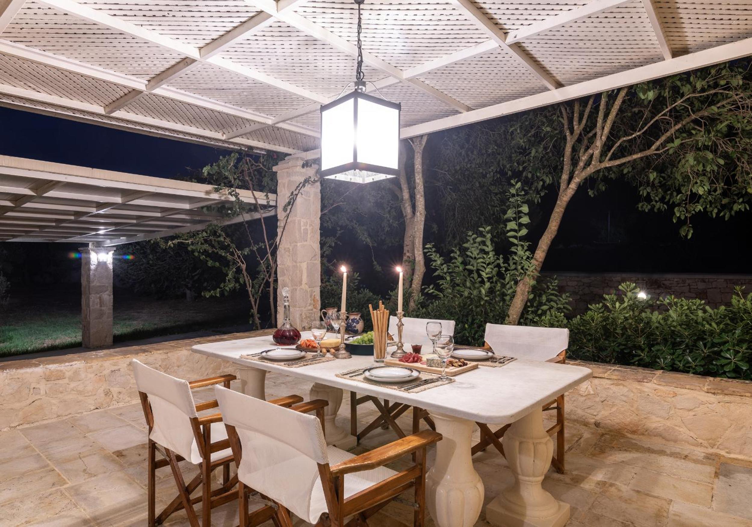 Villa Verdi - Your Family Oasis! view 3
