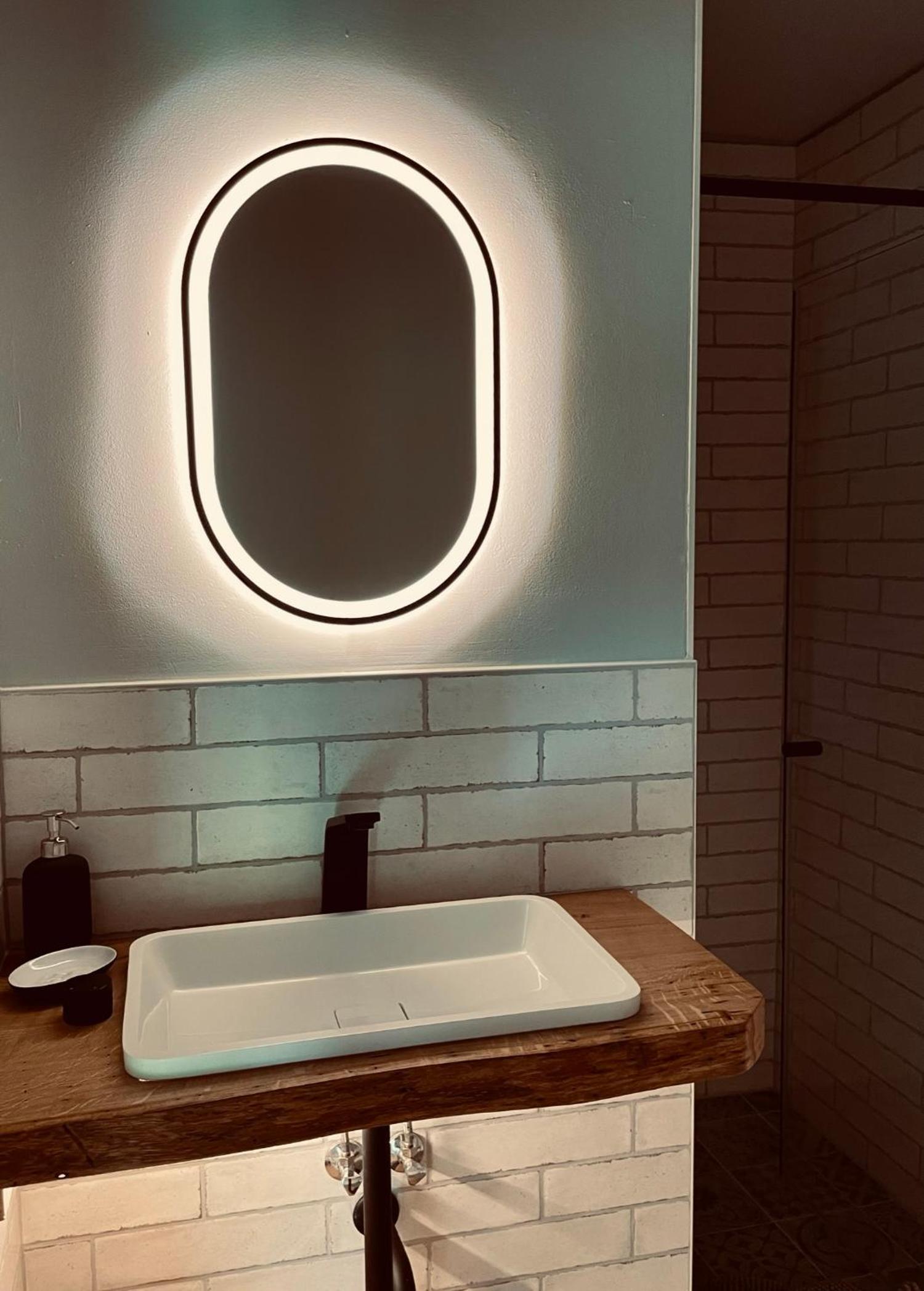 Chalet Sch-l-afbock en Markranstädt — bathroom
