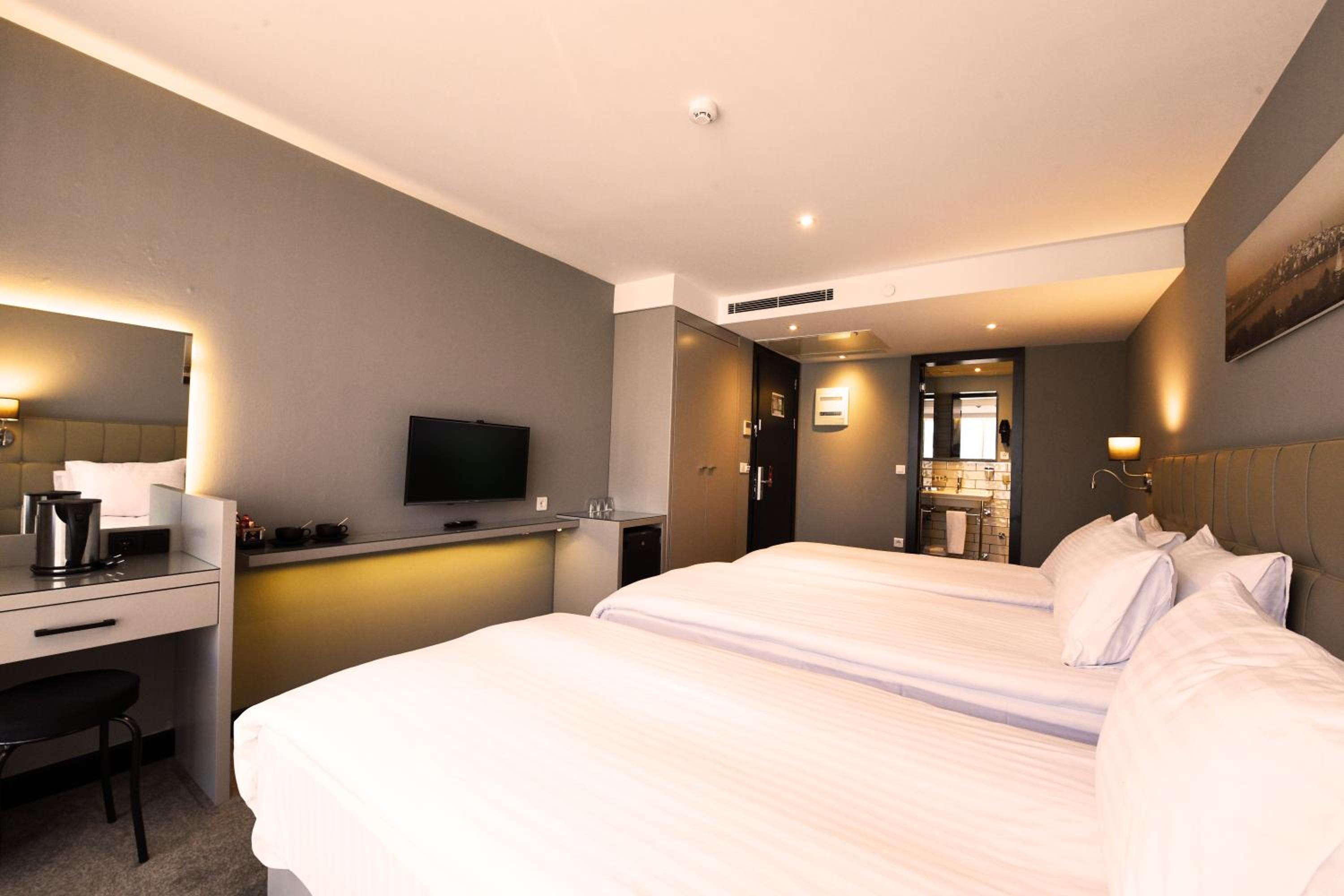 Inncity Hotel Nisantasi - Image 18